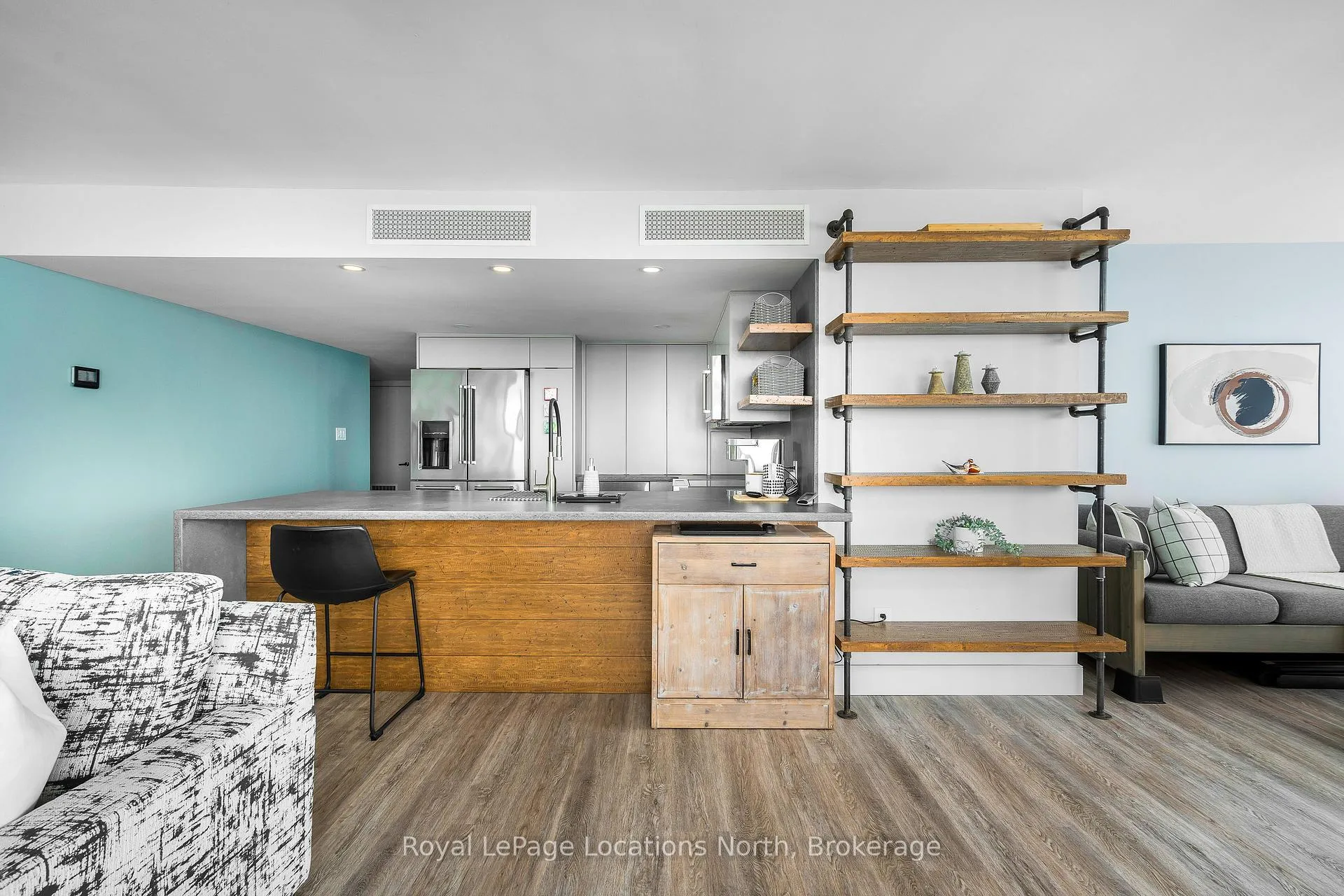 Photo 8 of Unit 901, 24 Ramblings Way, Collingwood — HOMEH