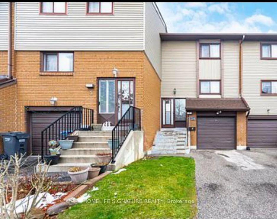 Photo 1 of 4 Carleton Place, Brampton, Bramalea West Industrial — HOMEH