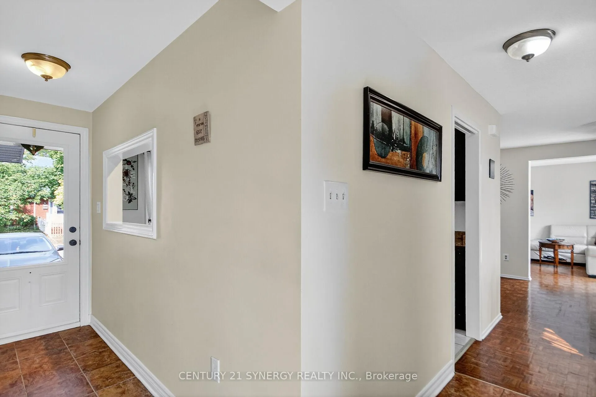 Photo 5 of 61 Fieldgate Drive, Ottawa, Barrhaven - Knollsbrook — HOMEH