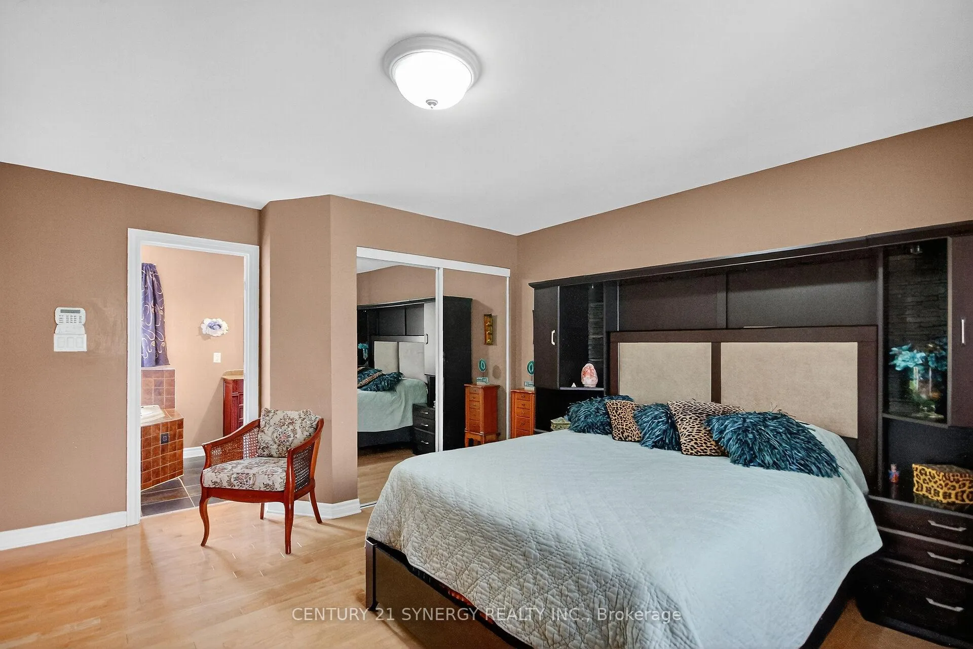 Photo 15 of 61 Fieldgate Drive, Ottawa, Barrhaven - Knollsbrook — HOMEH