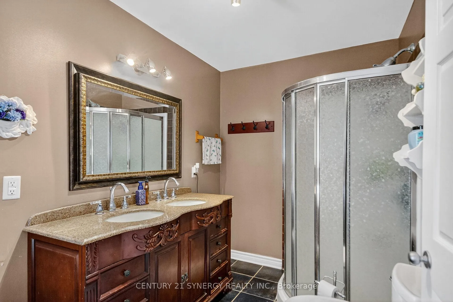 Photo 17 of 61 Fieldgate Drive, Ottawa, Barrhaven - Knollsbrook — HOMEH