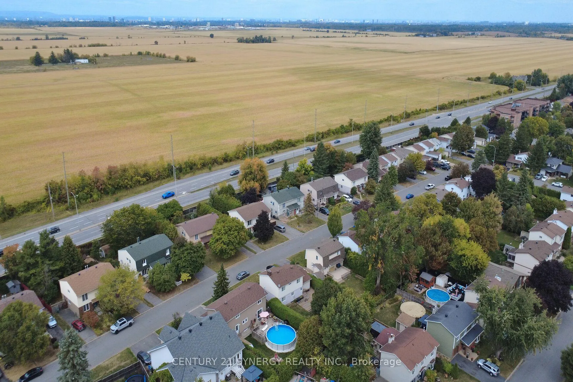 Photo 39 of 61 Fieldgate Drive, Ottawa, Barrhaven - Knollsbrook — HOMEH