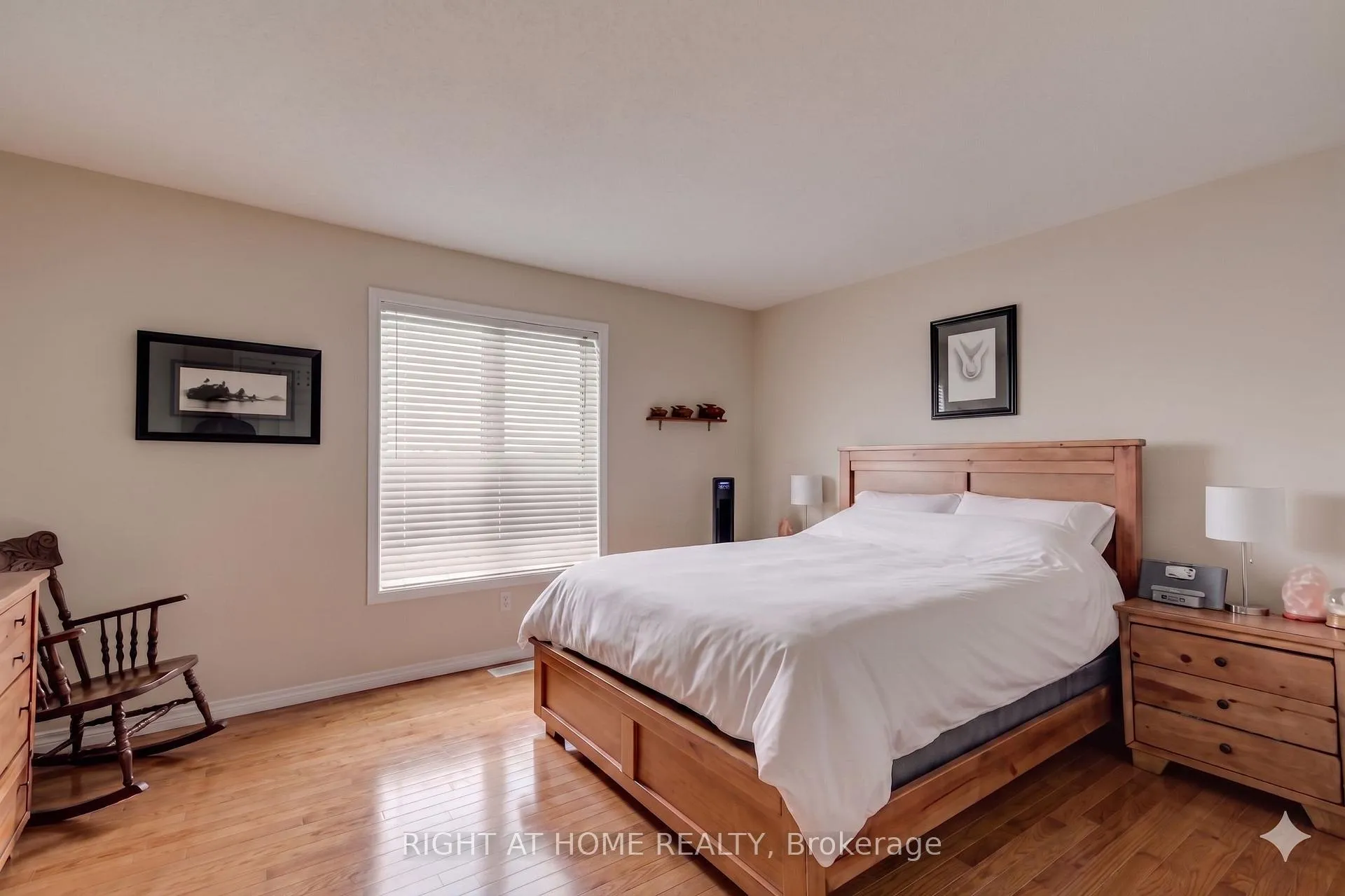 Photo 22 of Unit 47, 128 Bonfield Private, Ottawa, Avalon East — HOMEH