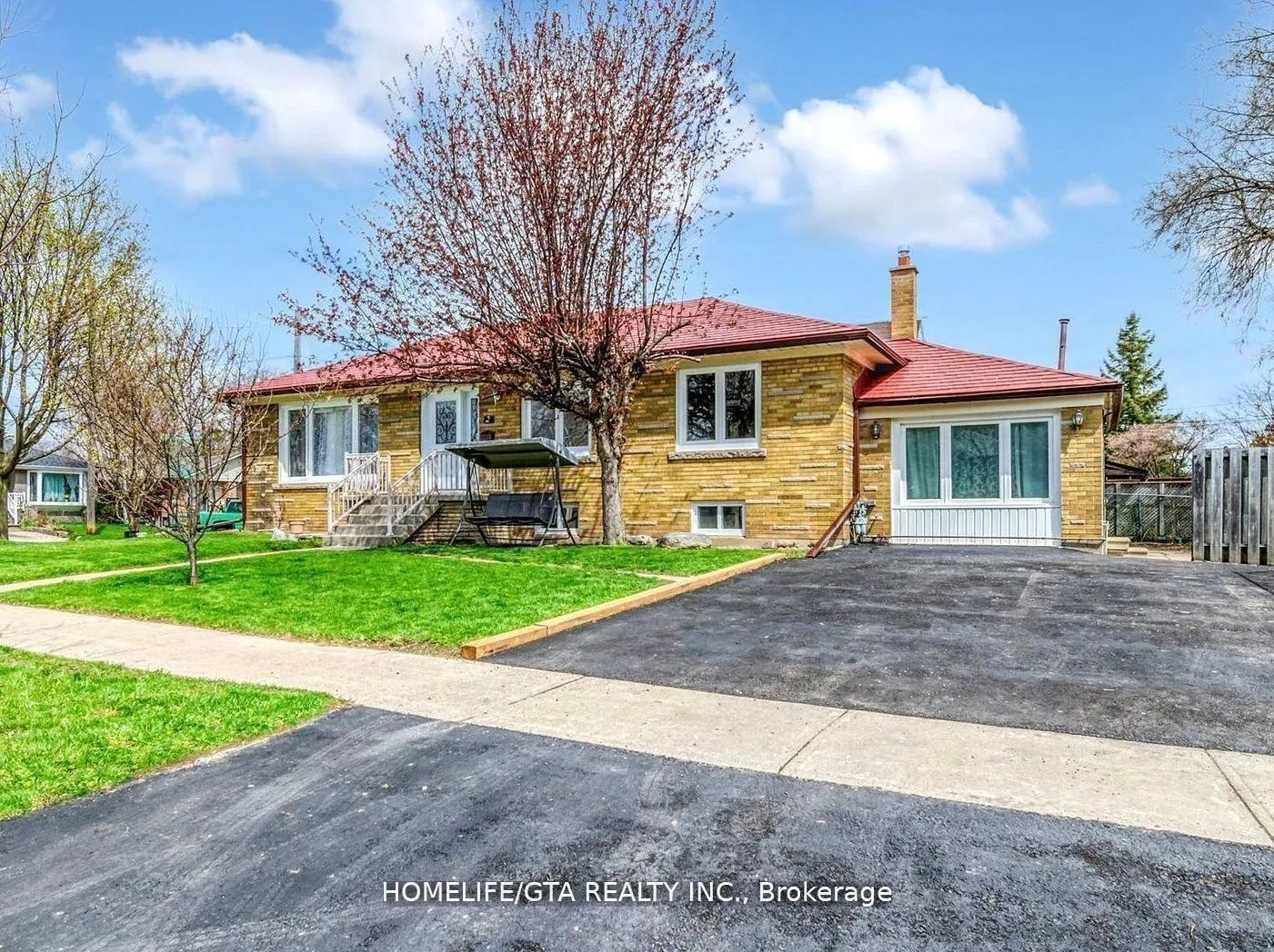 Photo 1 of Unit Basement, 2 Maretta Avenue, Scarborough, Eglinton East — HOMEH