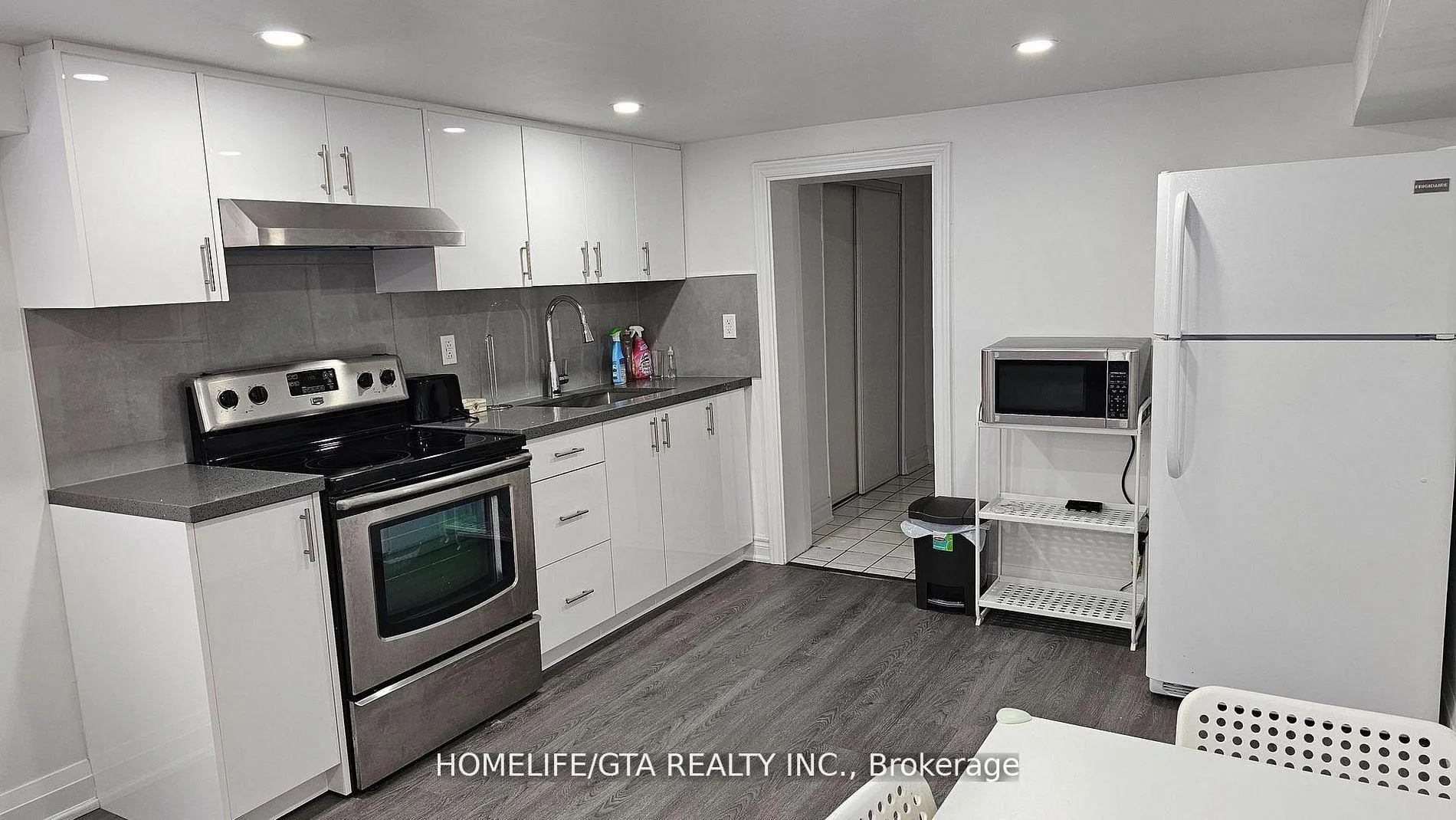 Photo 5 of Unit Basement, 2 Maretta Avenue, Scarborough, Eglinton East — HOMEH