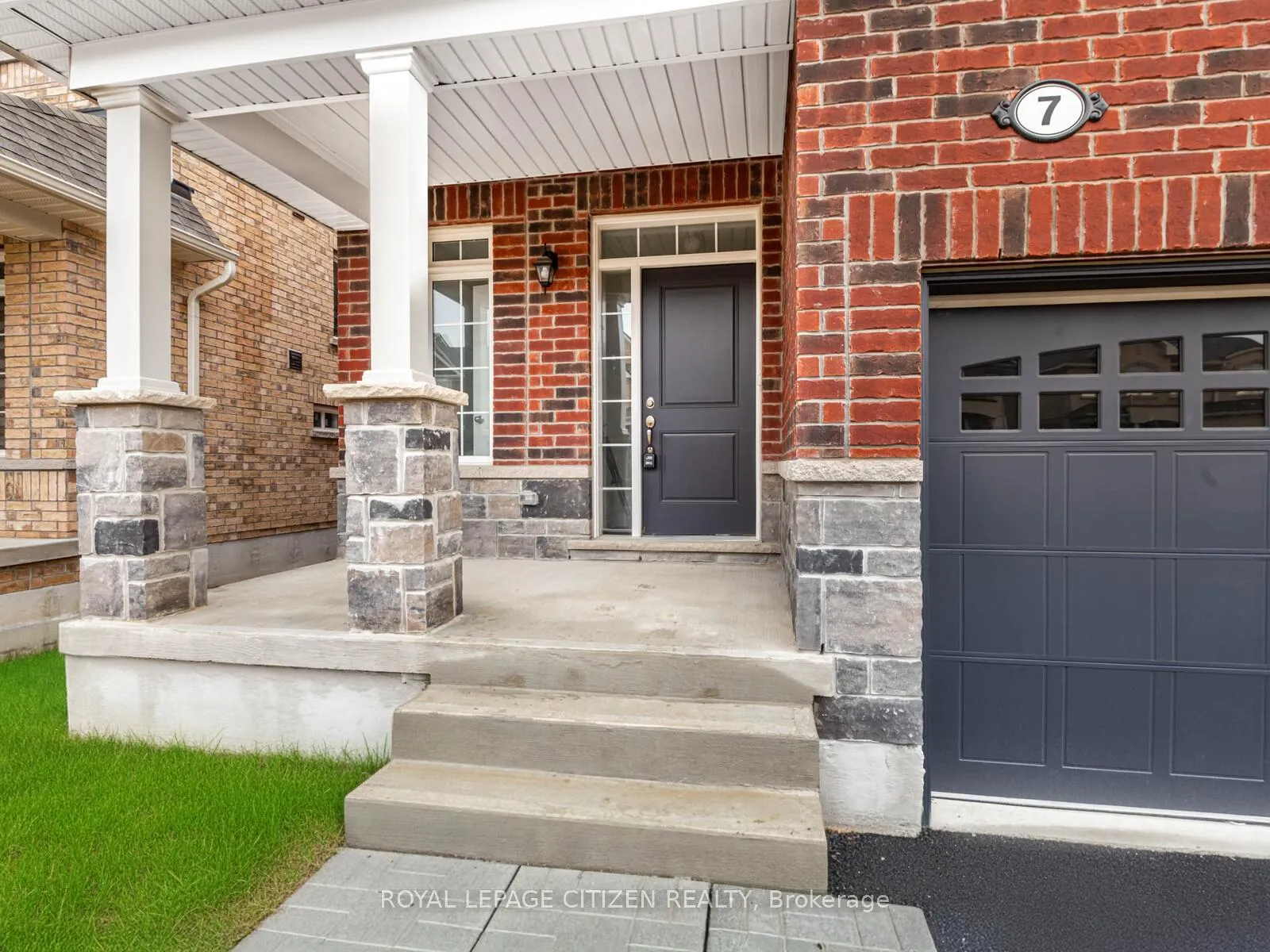 Photo 3 of 7 Wayne Allison Drive, Kitchener, Stanley Park — HOMEH