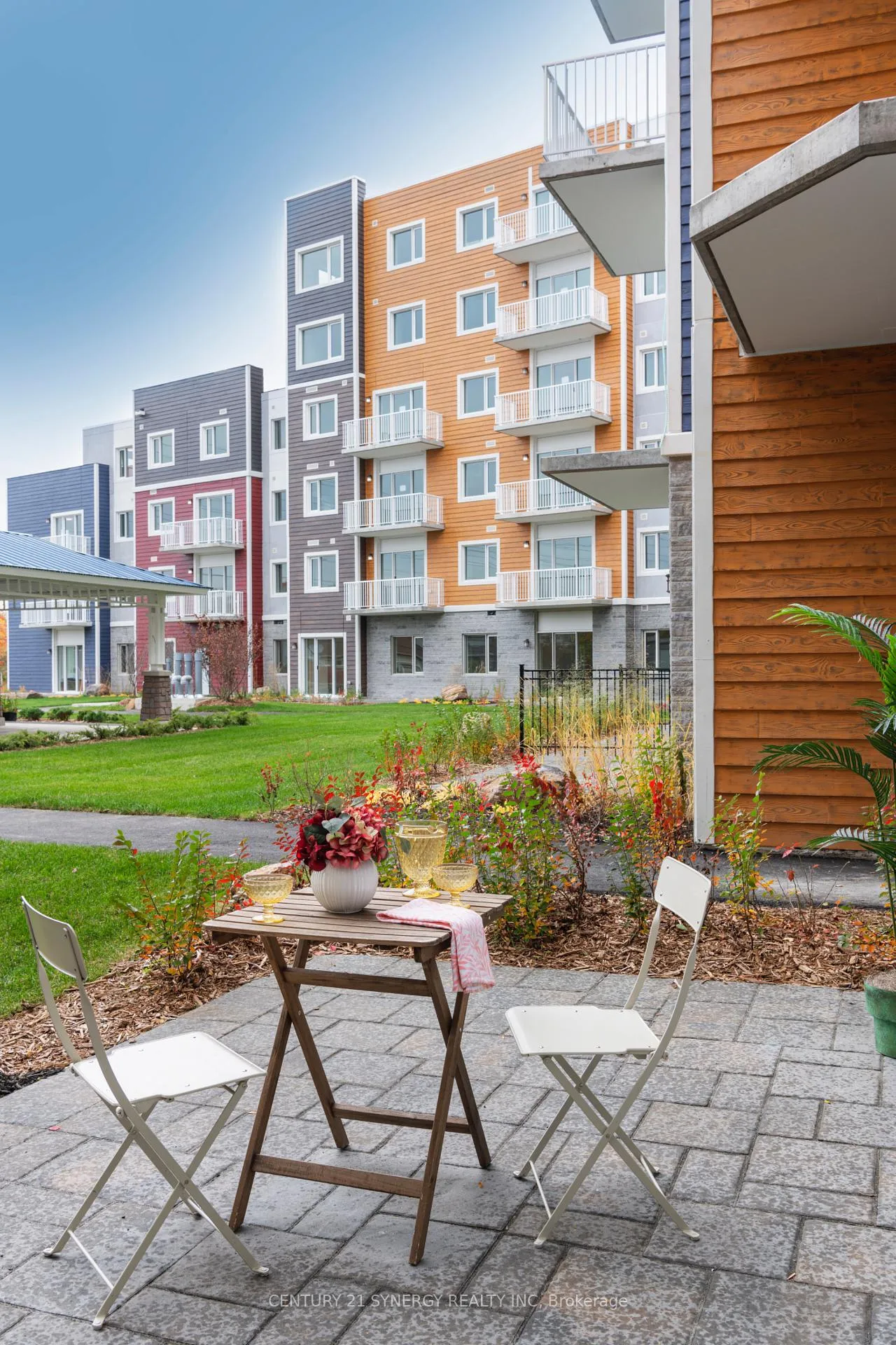 Photo 9 of Unit 404, 1088 Maritime Way, Ottawa, Kanata - Kanata Lakes/Heritage Hills — HOMEH