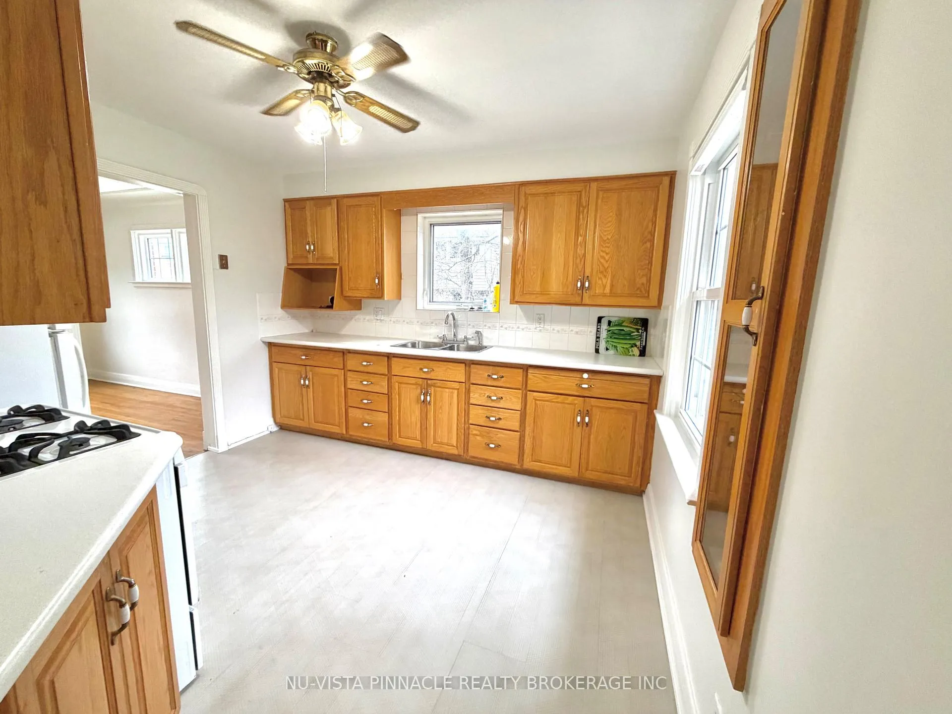 Photo 13 of 7061 Longwoods Road, London, South MM — HOMEH