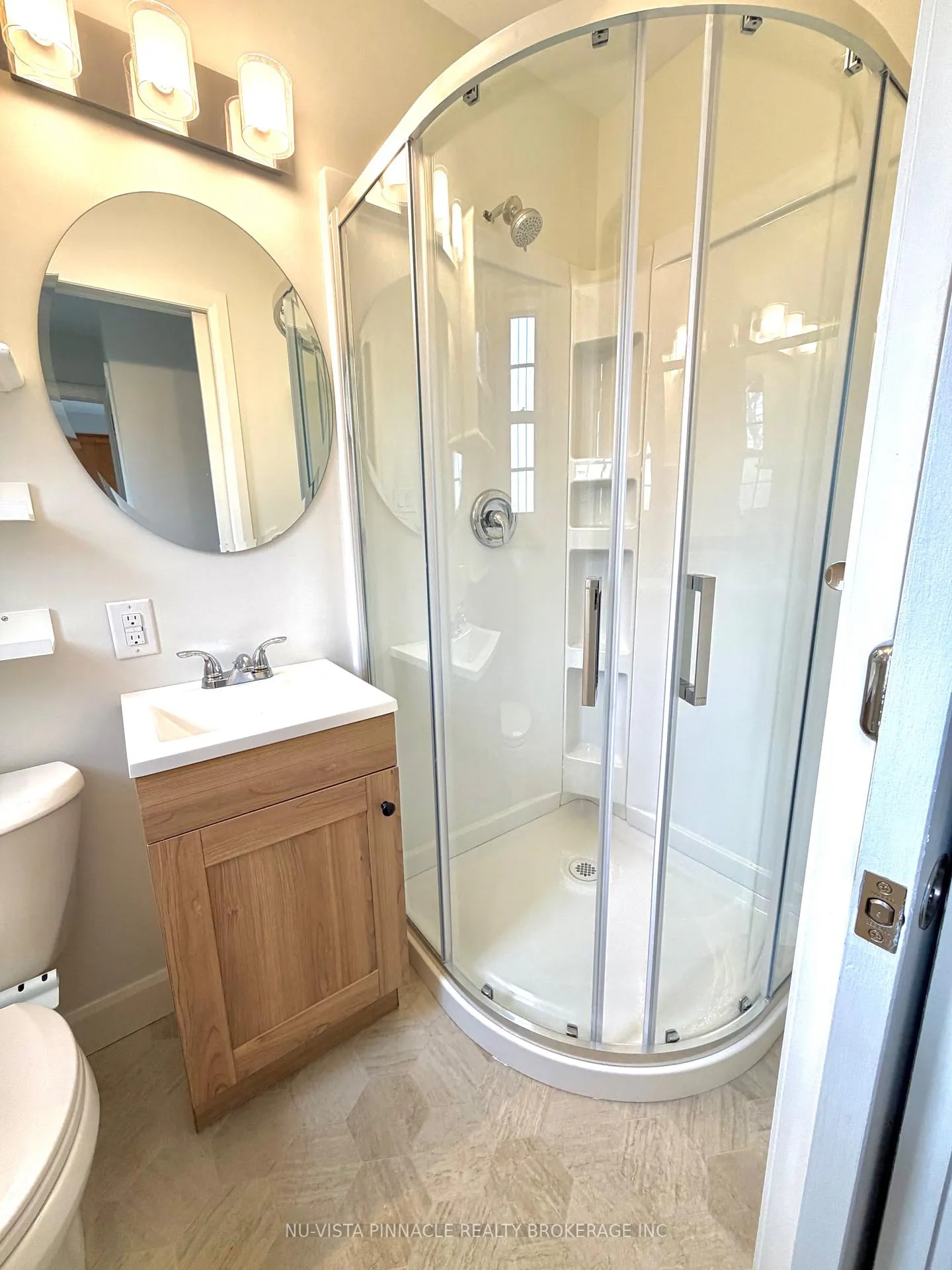 Photo 17 of 7061 Longwoods Road, London, South MM — HOMEH