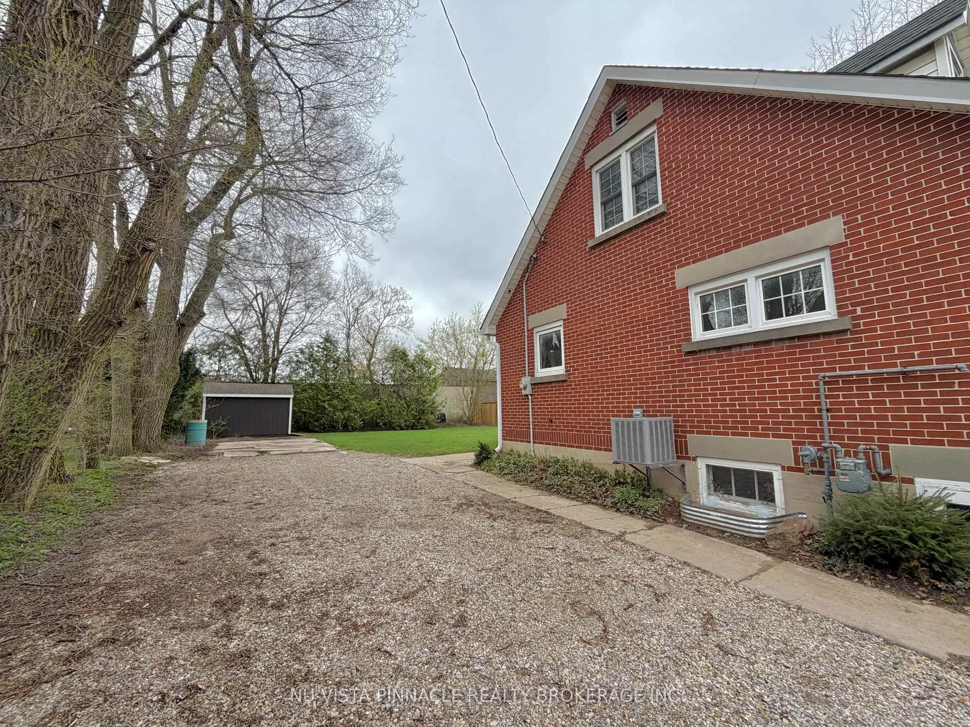 Photo 27 of 7061 Longwoods Road, London, South MM — HOMEH