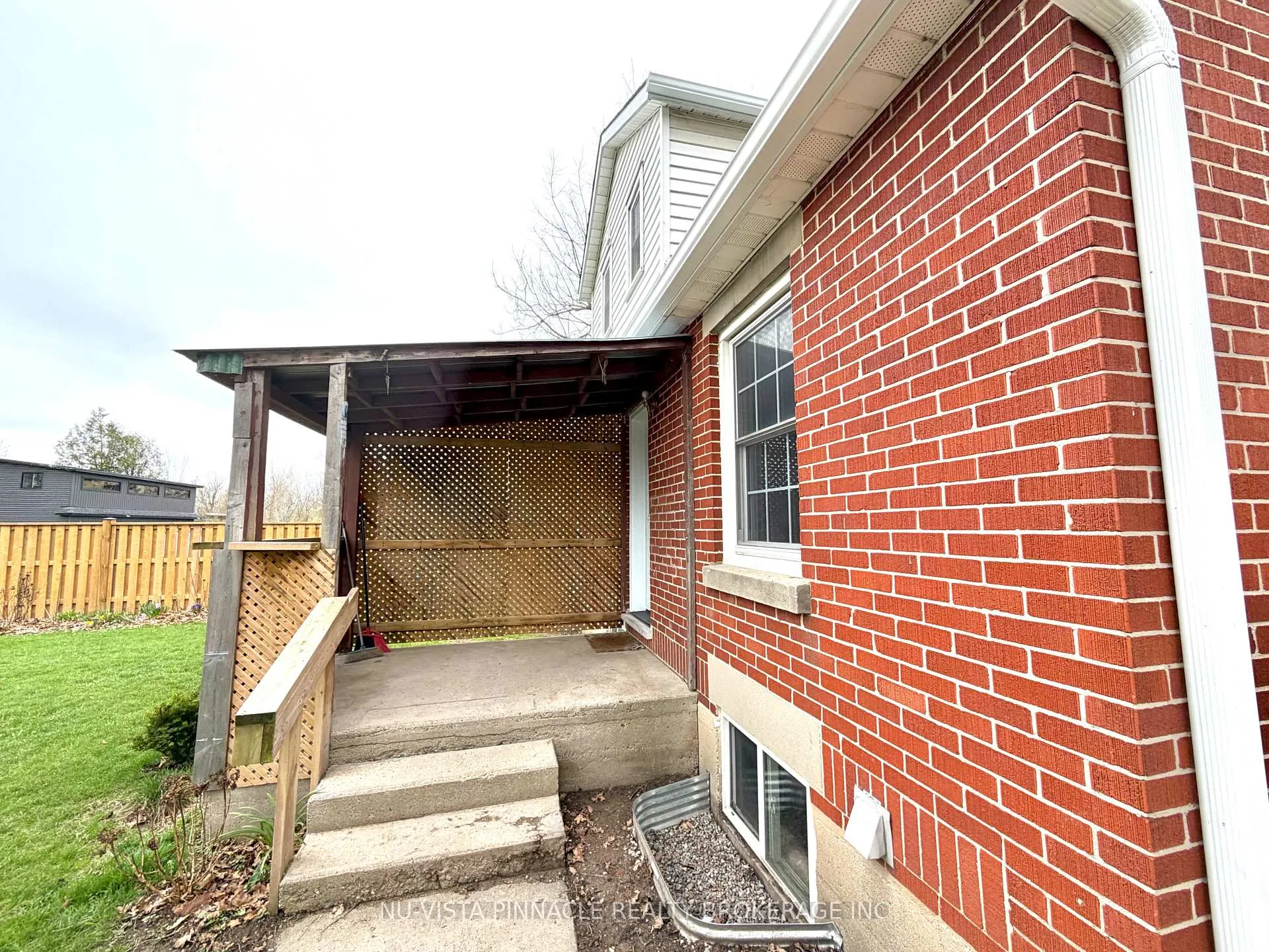 Photo 29 of 7061 Longwoods Road, London, South MM — HOMEH