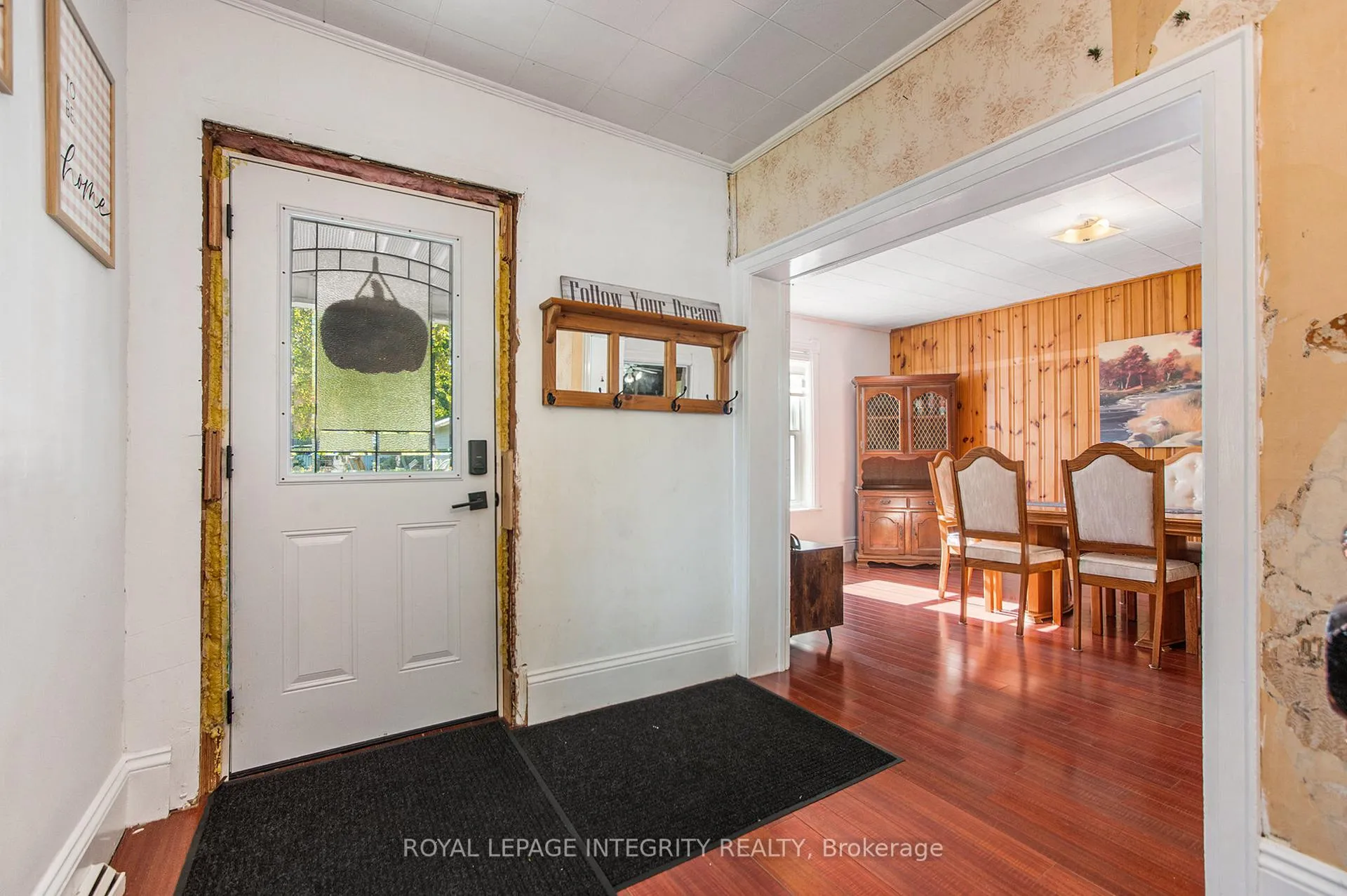 Photo 3 of 101 Paul Drive, Lanark Highlands, Lanark Highlands (Lanark Village) — HOMEH