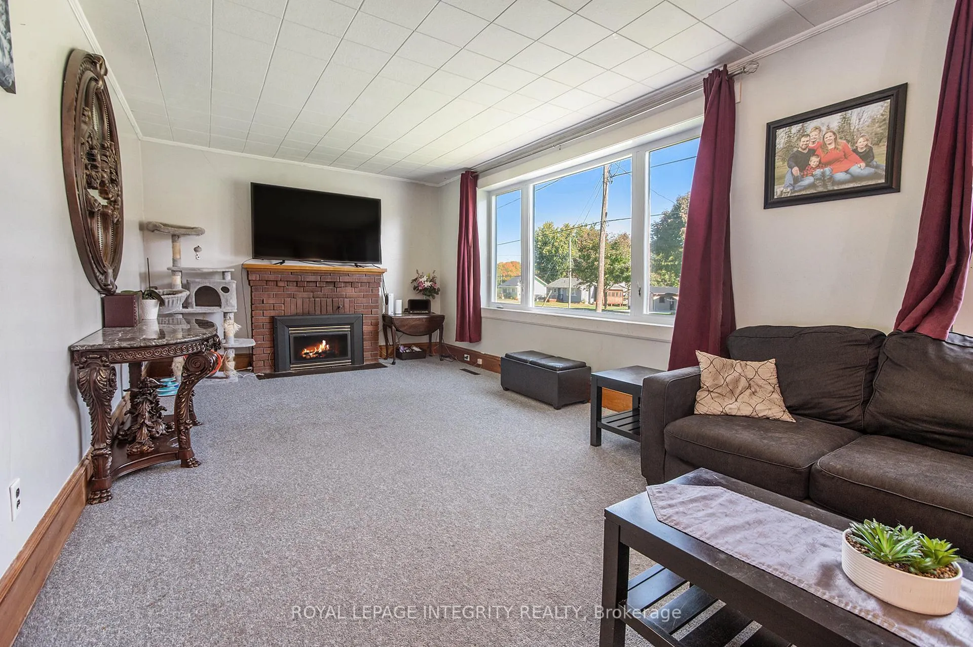 Photo 5 of 101 Paul Drive, Lanark Highlands, Lanark Highlands (Lanark Village) — HOMEH