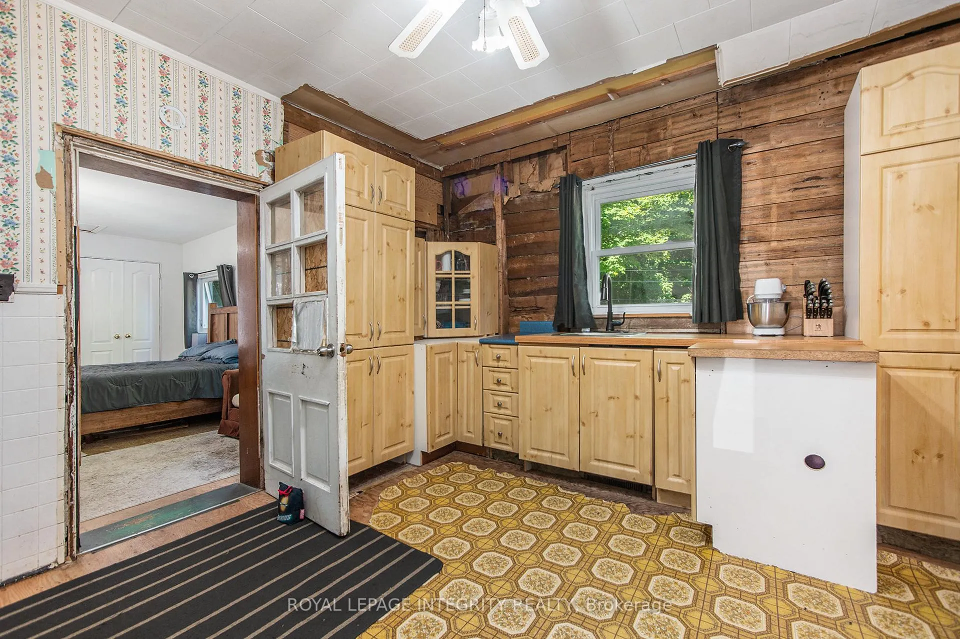Photo 9 of 101 Paul Drive, Lanark Highlands, Lanark Highlands (Lanark Village) — HOMEH