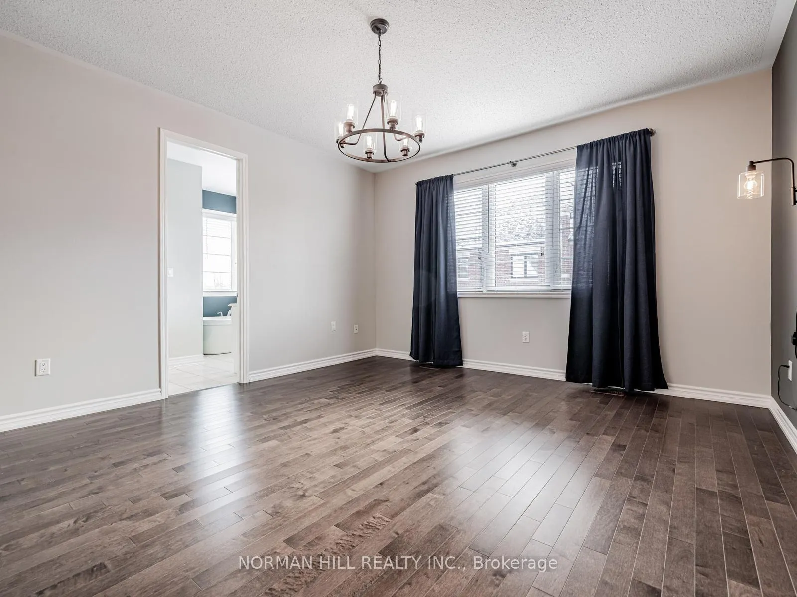 Photo 21 of 17 St Anne Way, Vaughan, Kleinburg — HOMEH