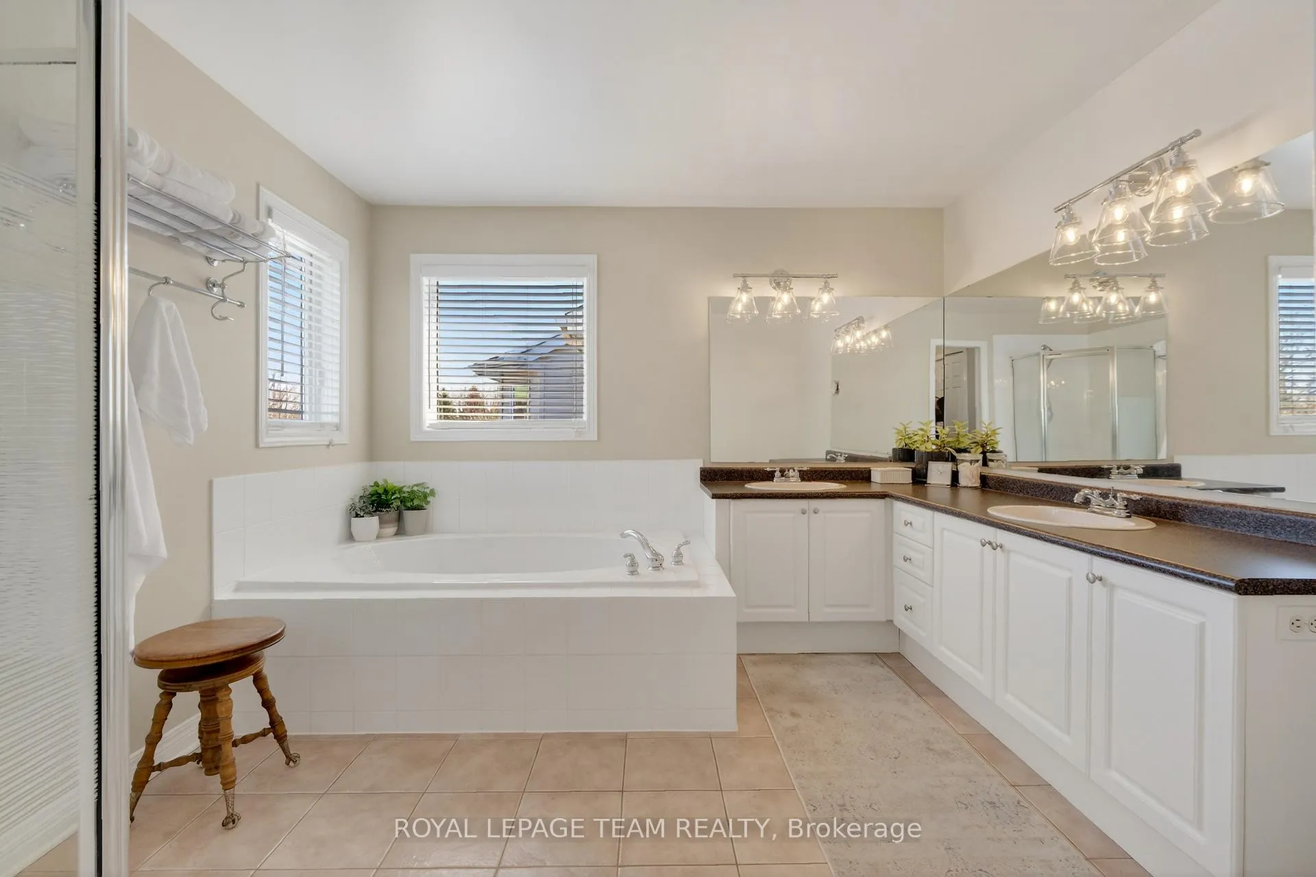 Photo 28 of 13 Granite Ridge Drive, Ottawa, Stittsville (Central) — HOMEH