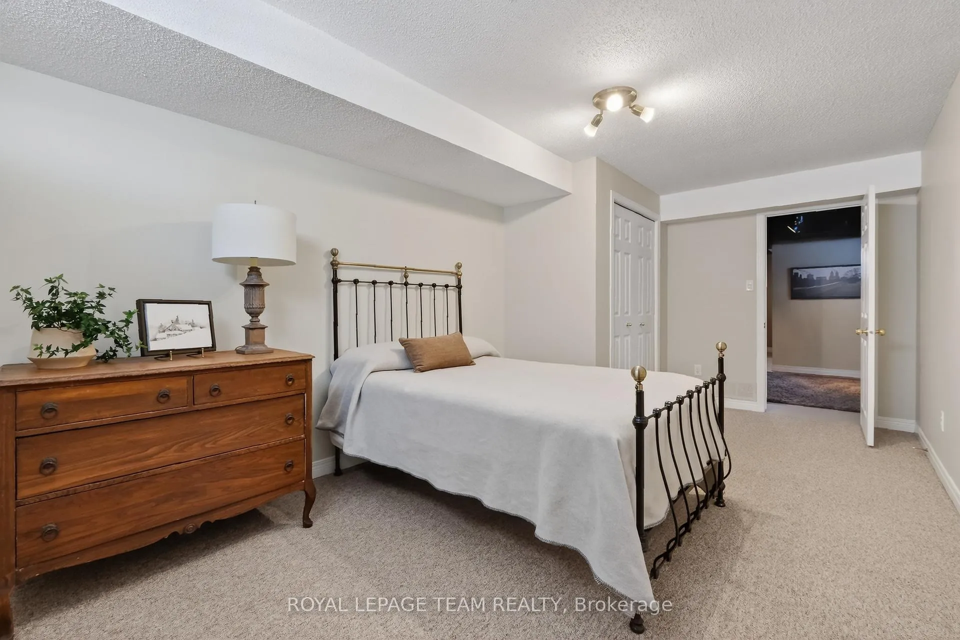 Photo 36 of 13 Granite Ridge Drive, Ottawa, Stittsville (Central) — HOMEH