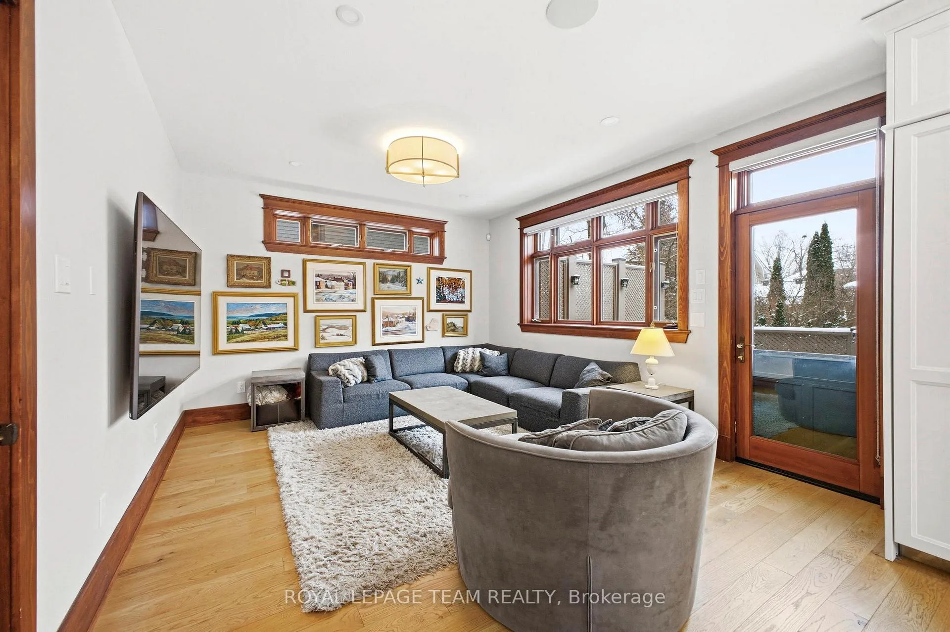 Photo 7 of 483 Golden Avenue, Ottawa, McKellar/Highland — HOMEH