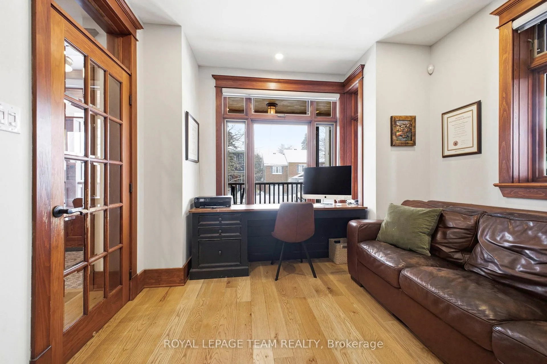 Photo 10 of 483 Golden Avenue, Ottawa, McKellar/Highland — HOMEH