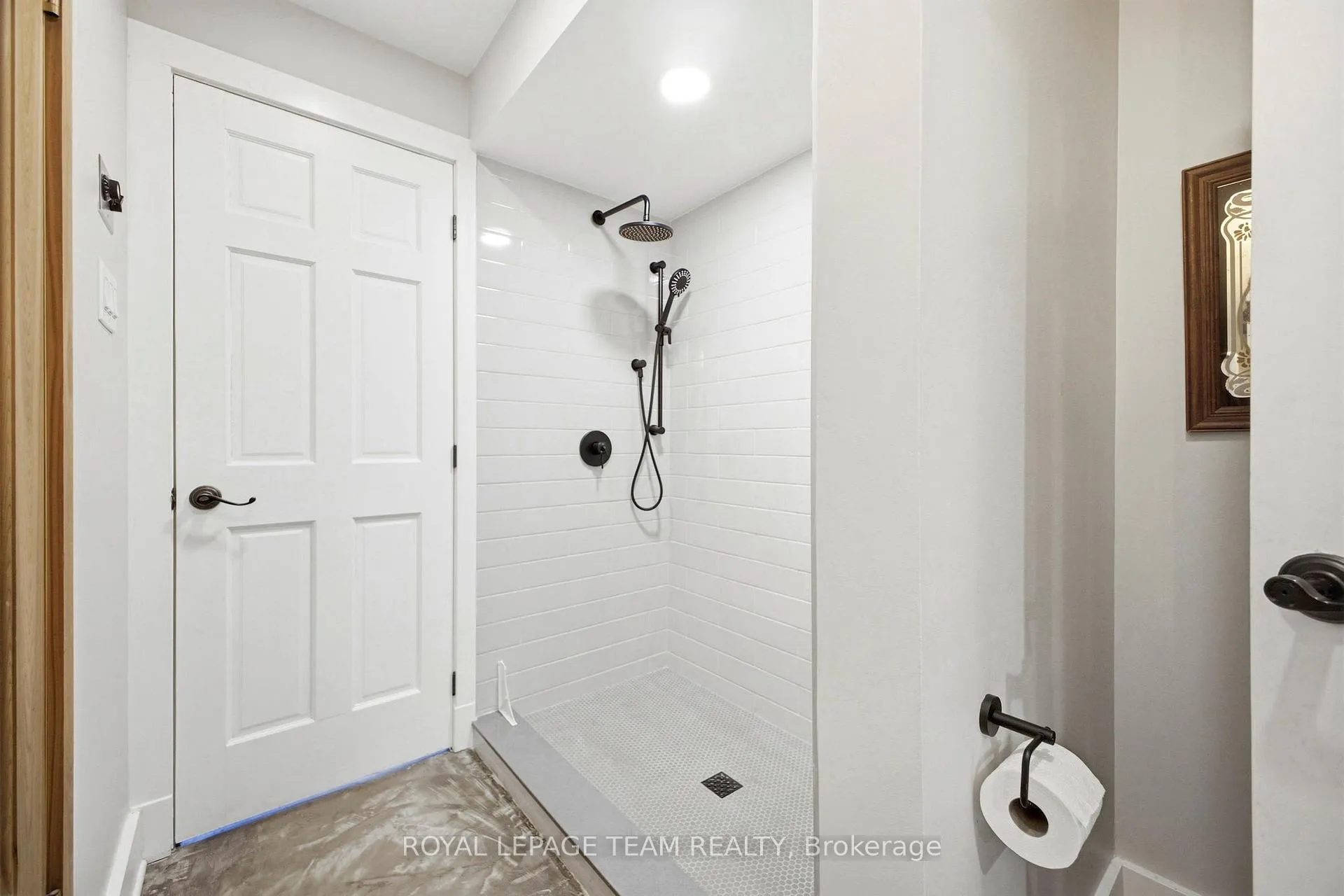 Photo 26 of 483 Golden Avenue, Ottawa, McKellar/Highland — HOMEH