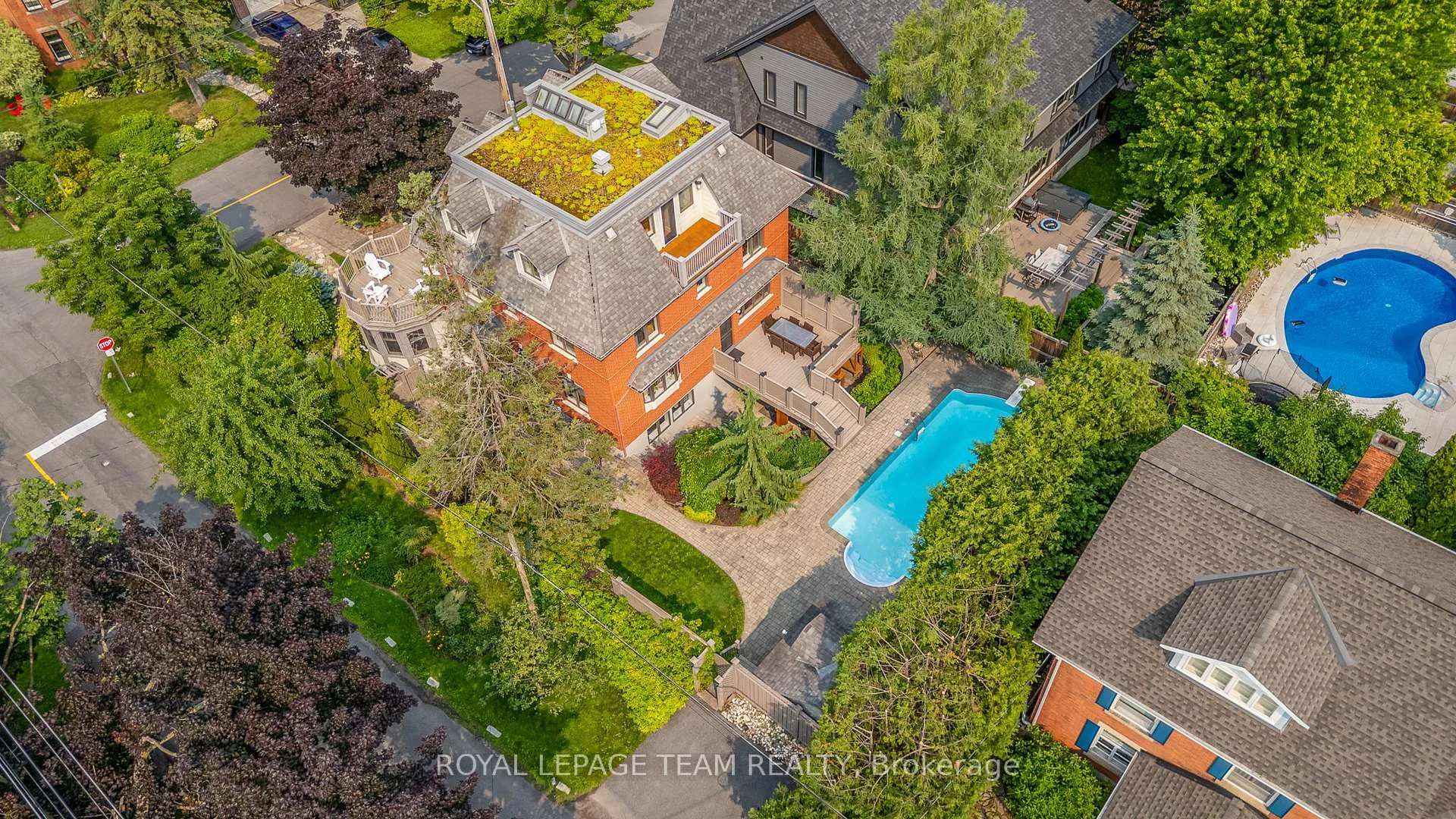 Photo 43 of 483 Golden Avenue, Ottawa, McKellar/Highland — HOMEH