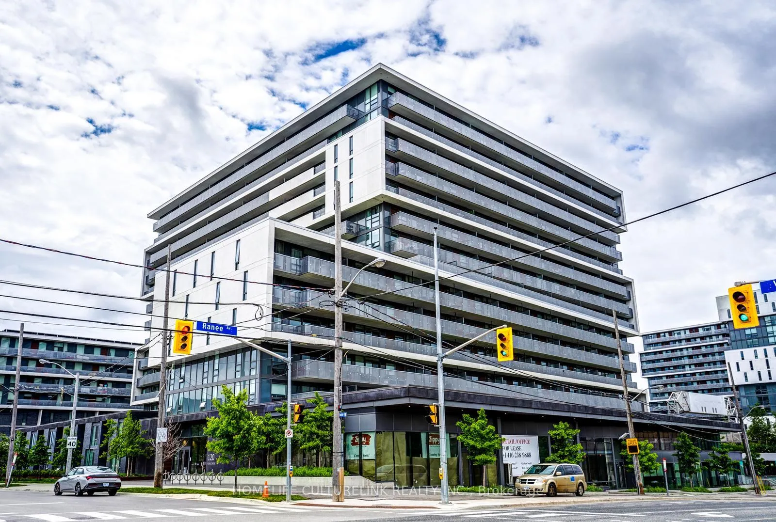 Photo 3 of Unit 1220, 120 Varna Drive E, Toronto, Englemount-Lawrence — HOMEH
