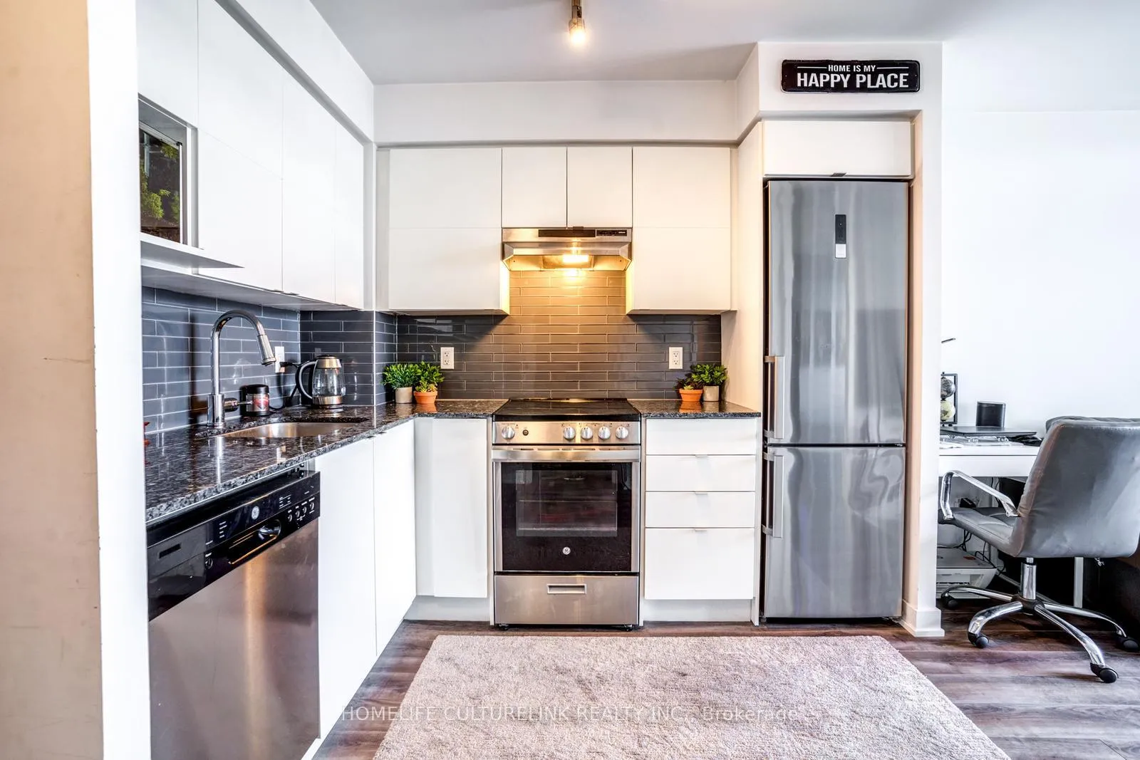 Photo 16 of Unit 1220, 120 Varna Drive E, Toronto, Englemount-Lawrence — HOMEH