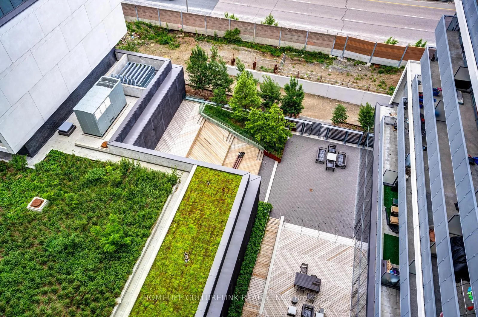 Photo 23 of Unit 1220, 120 Varna Drive E, Toronto, Englemount-Lawrence — HOMEH