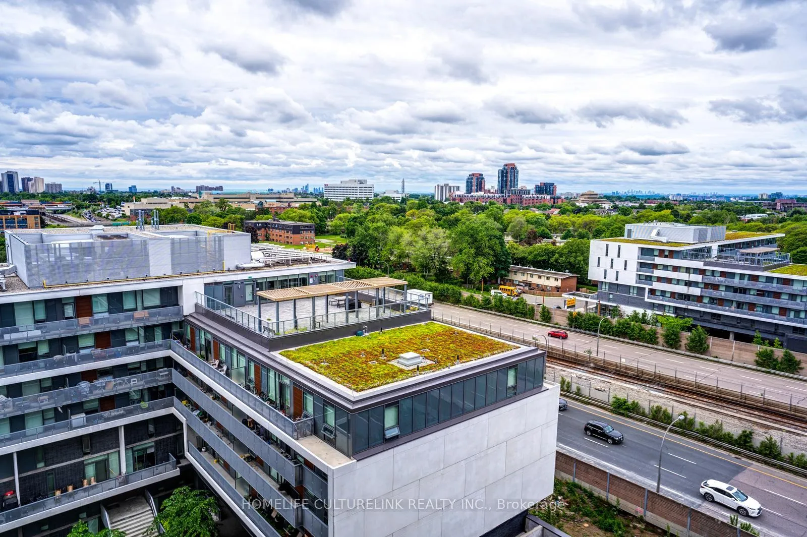 Photo 24 of Unit 1220, 120 Varna Drive E, Toronto, Englemount-Lawrence — HOMEH