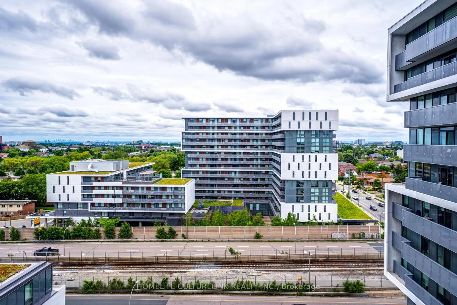 Photo 25 of Unit 1220, 120 Varna Drive E, Toronto, Englemount-Lawrence — HOMEH