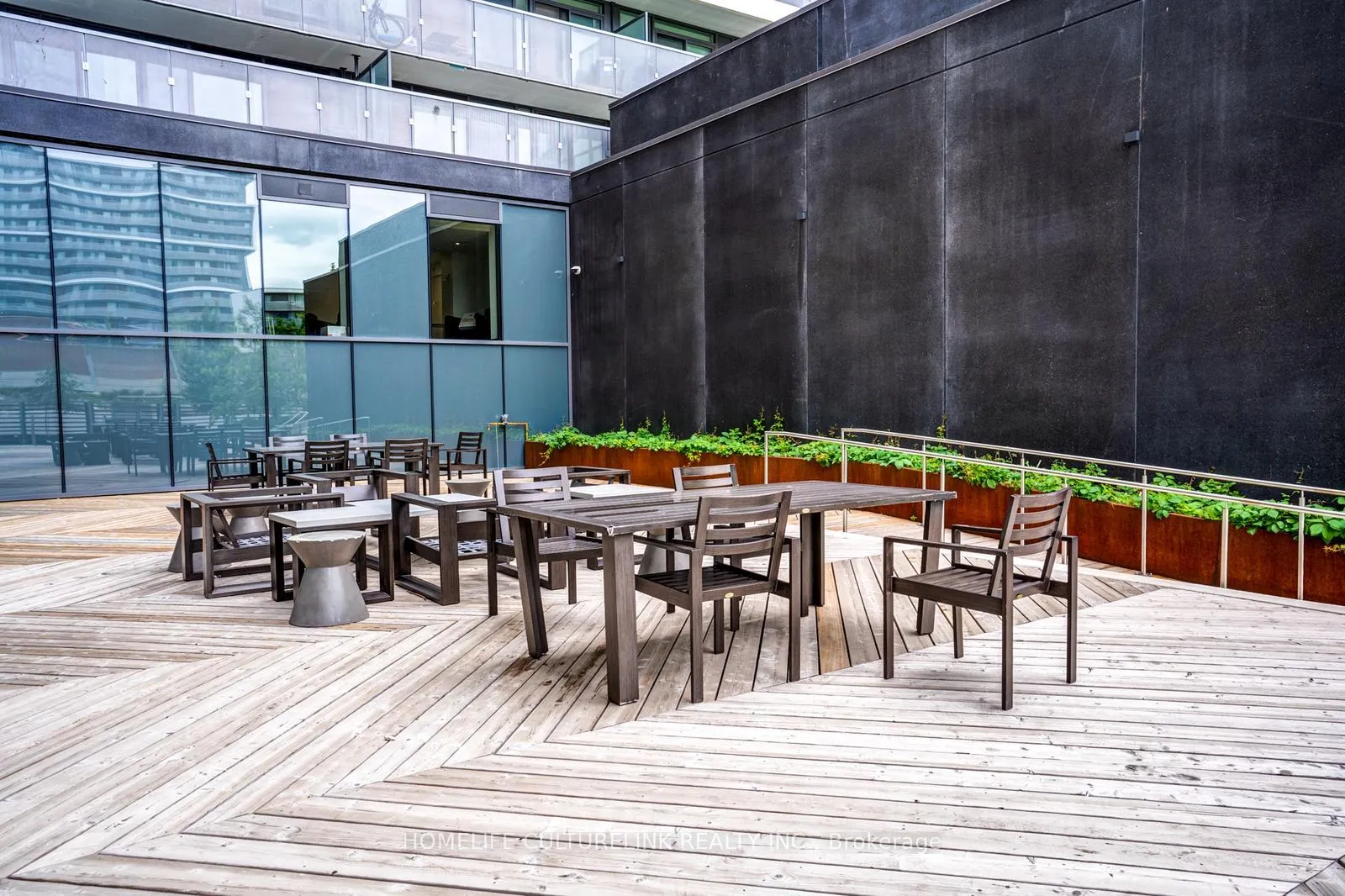 Photo 31 of Unit 1220, 120 Varna Drive E, Toronto, Englemount-Lawrence — HOMEH