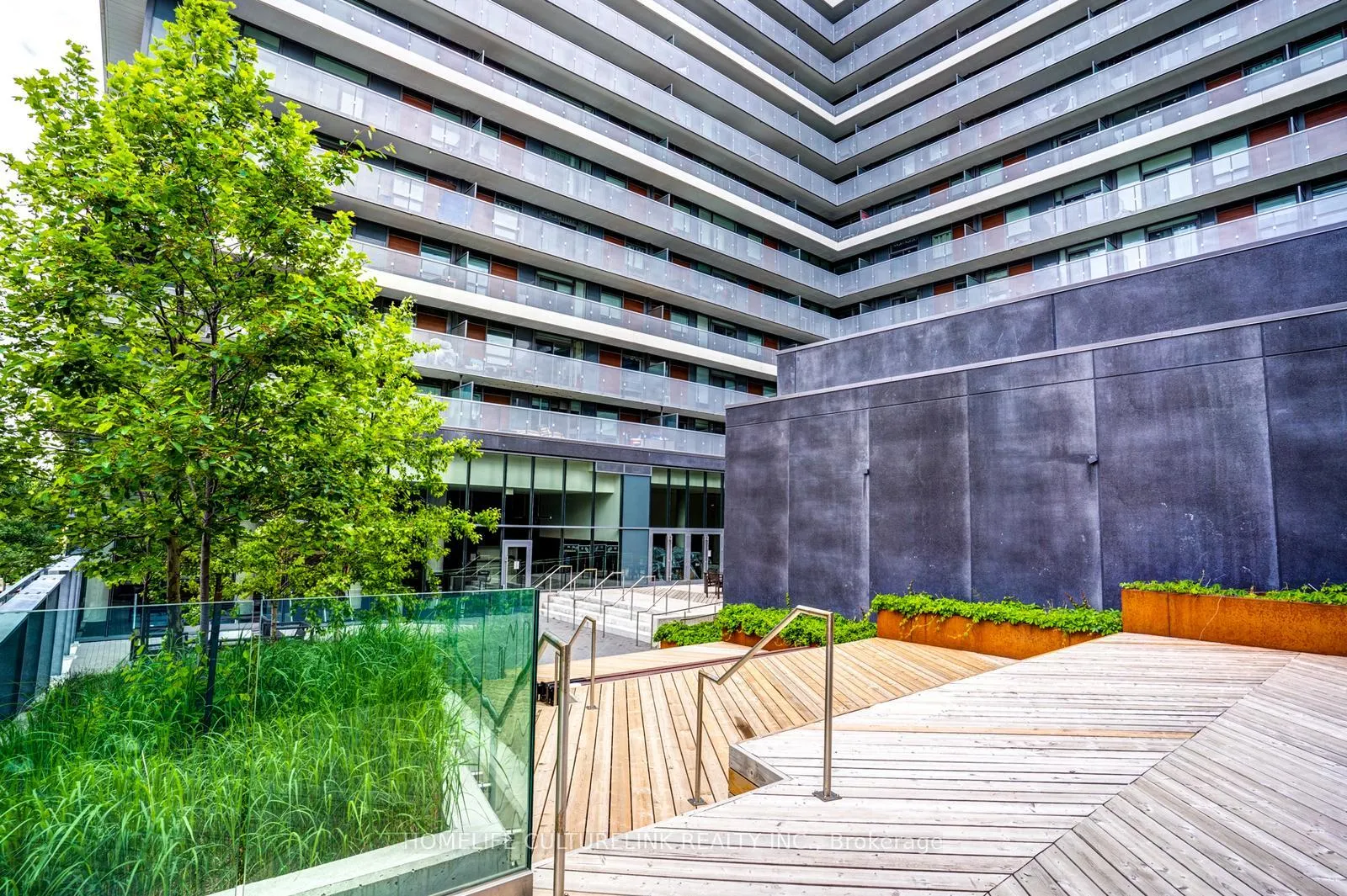Photo 34 of Unit 1220, 120 Varna Drive E, Toronto, Englemount-Lawrence — HOMEH