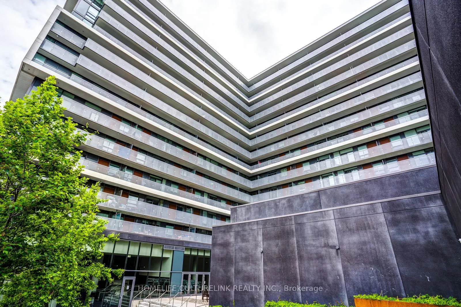 Photo 35 of Unit 1220, 120 Varna Drive E, Toronto, Englemount-Lawrence — HOMEH