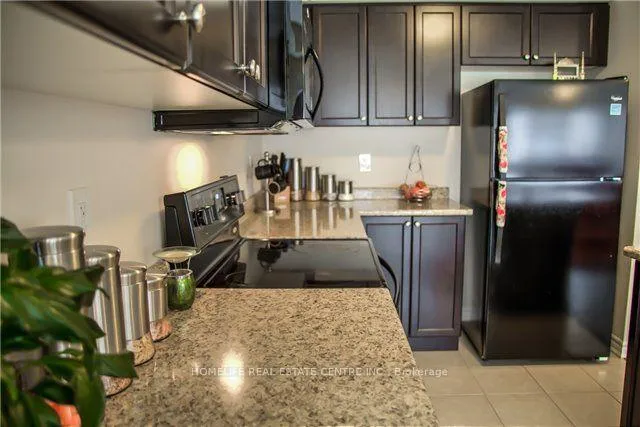 Photo 8 of 45 Lothbury Drive, Brampton, Northwest Brampton — HOMEH