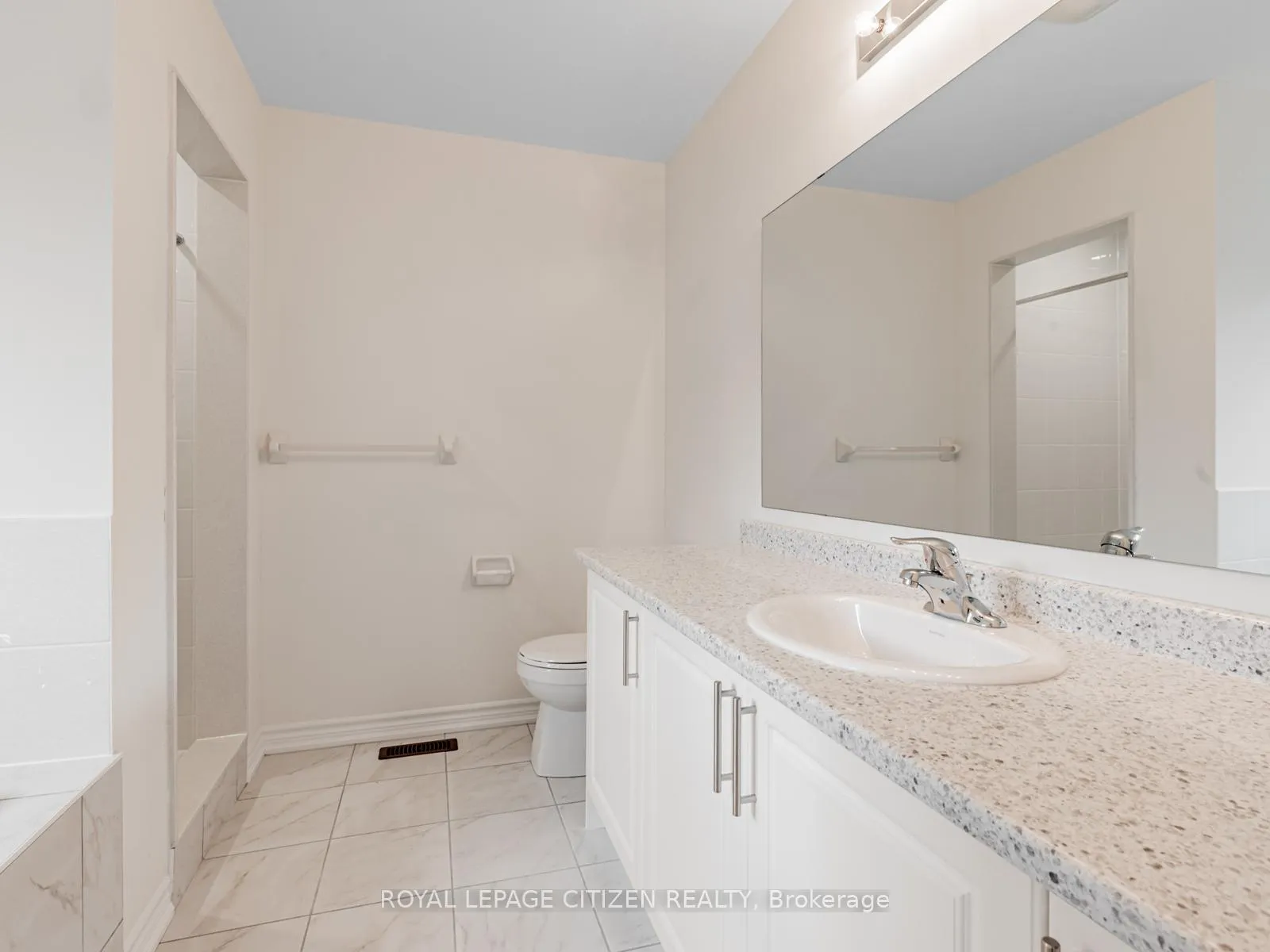 Photo 34 of 5 Wayne Allision Drive, Georgina Islands, Georgina Island — HOMEH