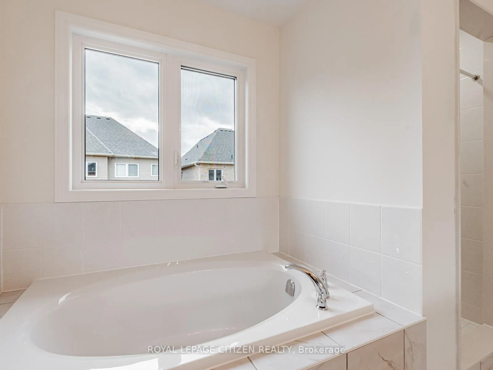 Photo 35 of 5 Wayne Allision Drive, Georgina Islands, Georgina Island — HOMEH
