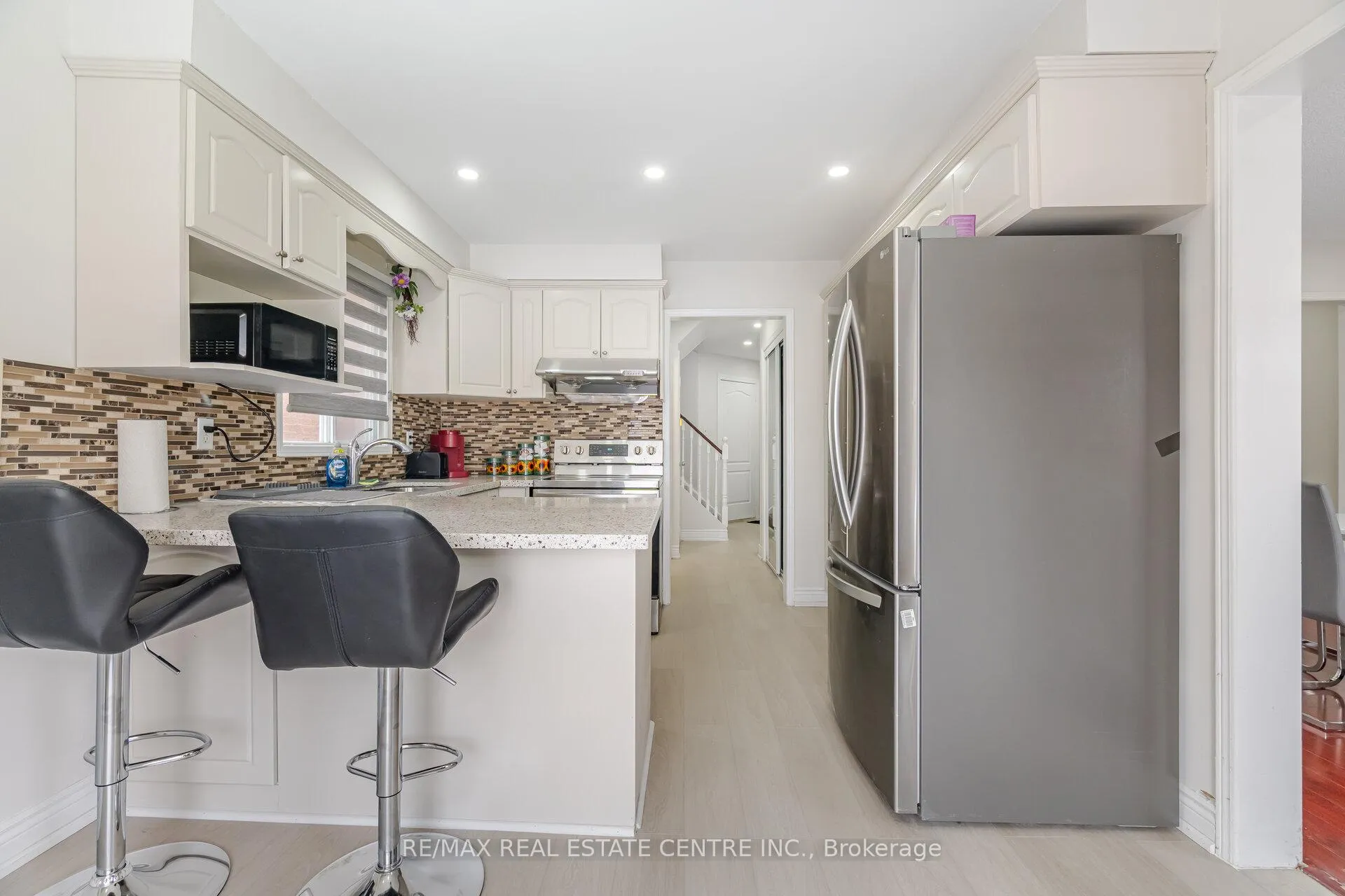 Photo 9 of 48 Cortez Court, Brampton, Northwood Park — HOMEH
