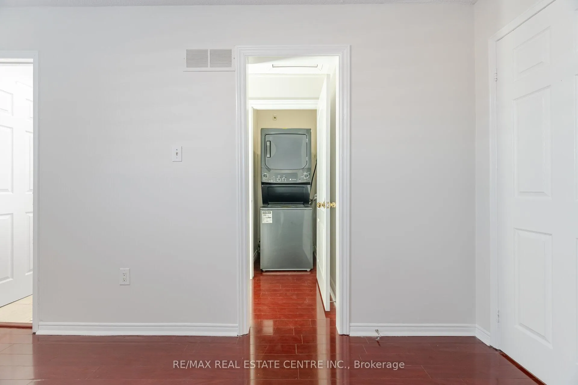 Photo 31 of 48 Cortez Court, Brampton, Northwood Park — HOMEH
