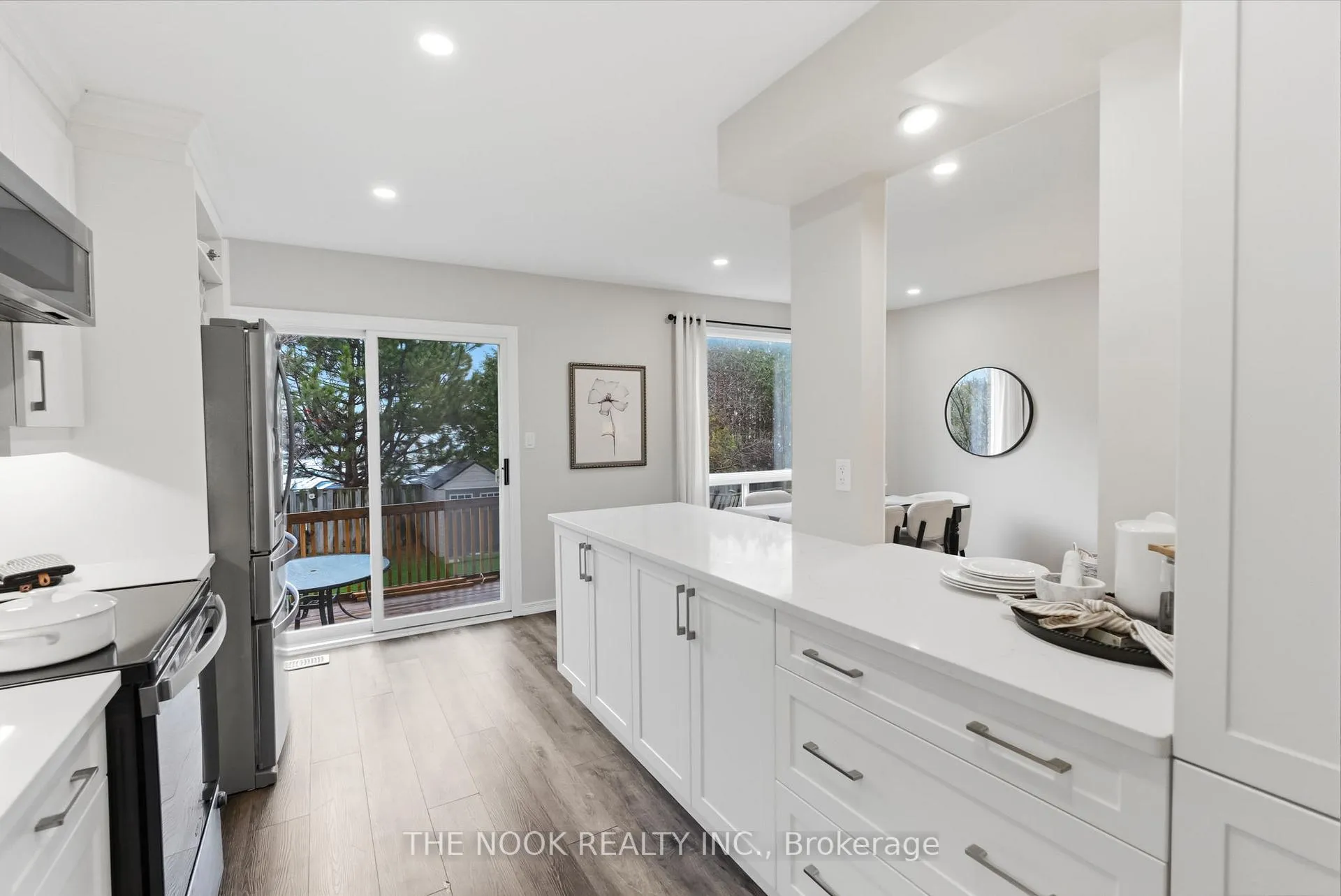 Photo 9 of 43 Short Crescent, Clarington, Courtice — HOMEH