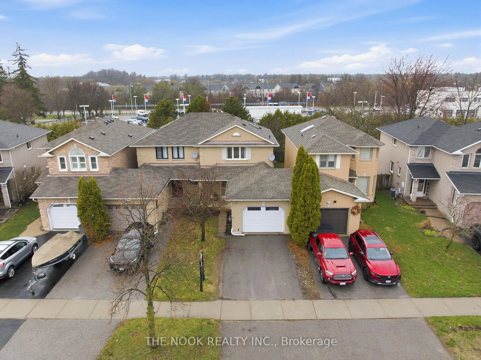 Photo 49 of 43 Short Crescent, Clarington, Courtice — HOMEH