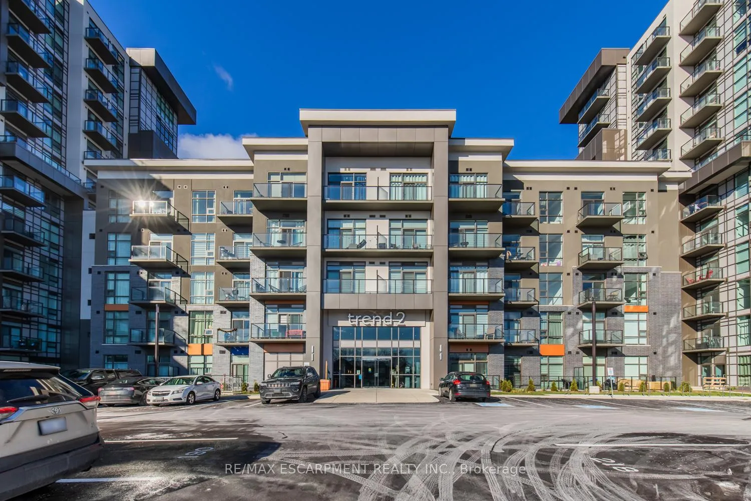 Photo 2 of Unit 504, 460 Dundas Street, Hamilton, Waterdown — HOMEH
