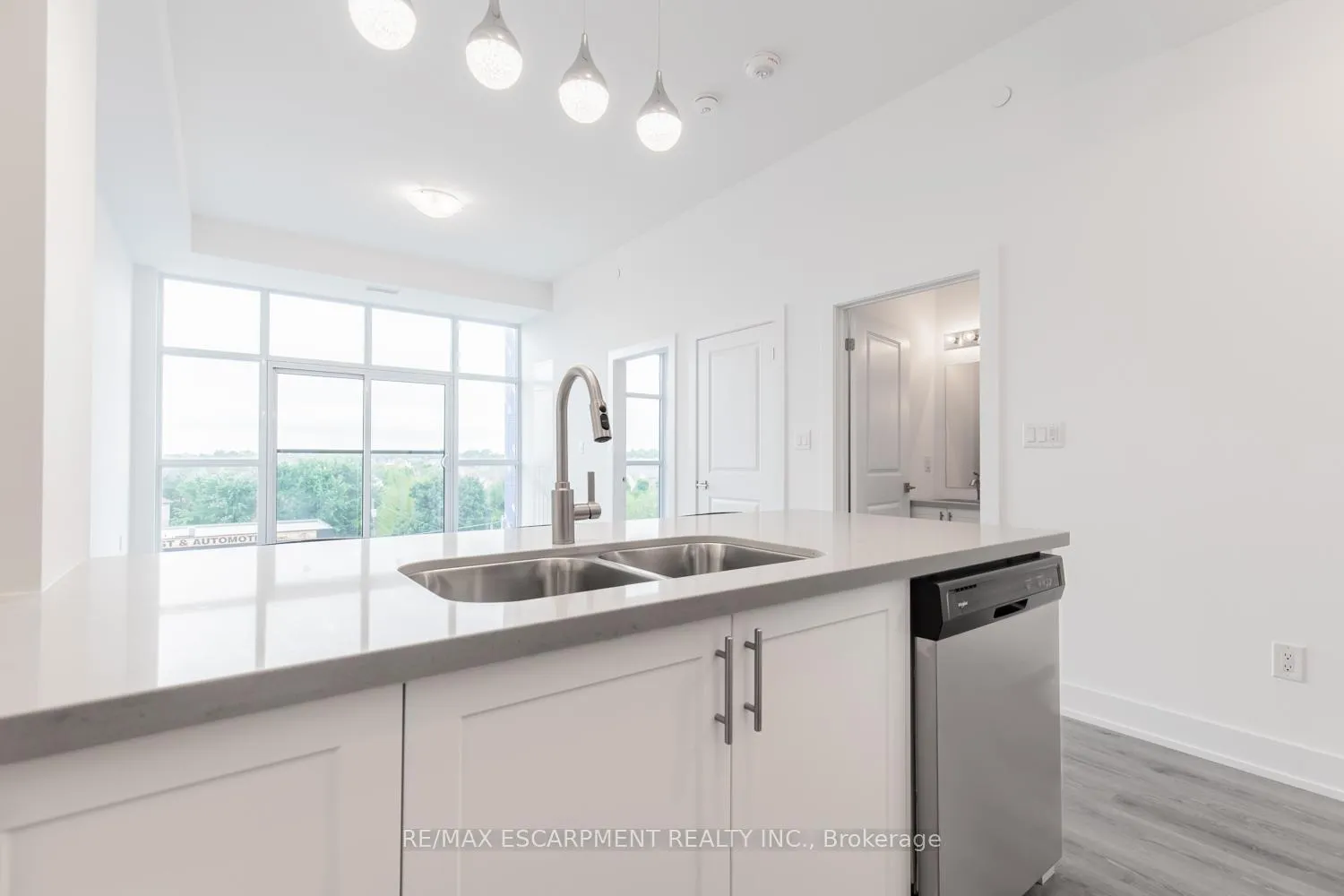 Photo 8 of Unit 504, 460 Dundas Street, Hamilton, Waterdown — HOMEH