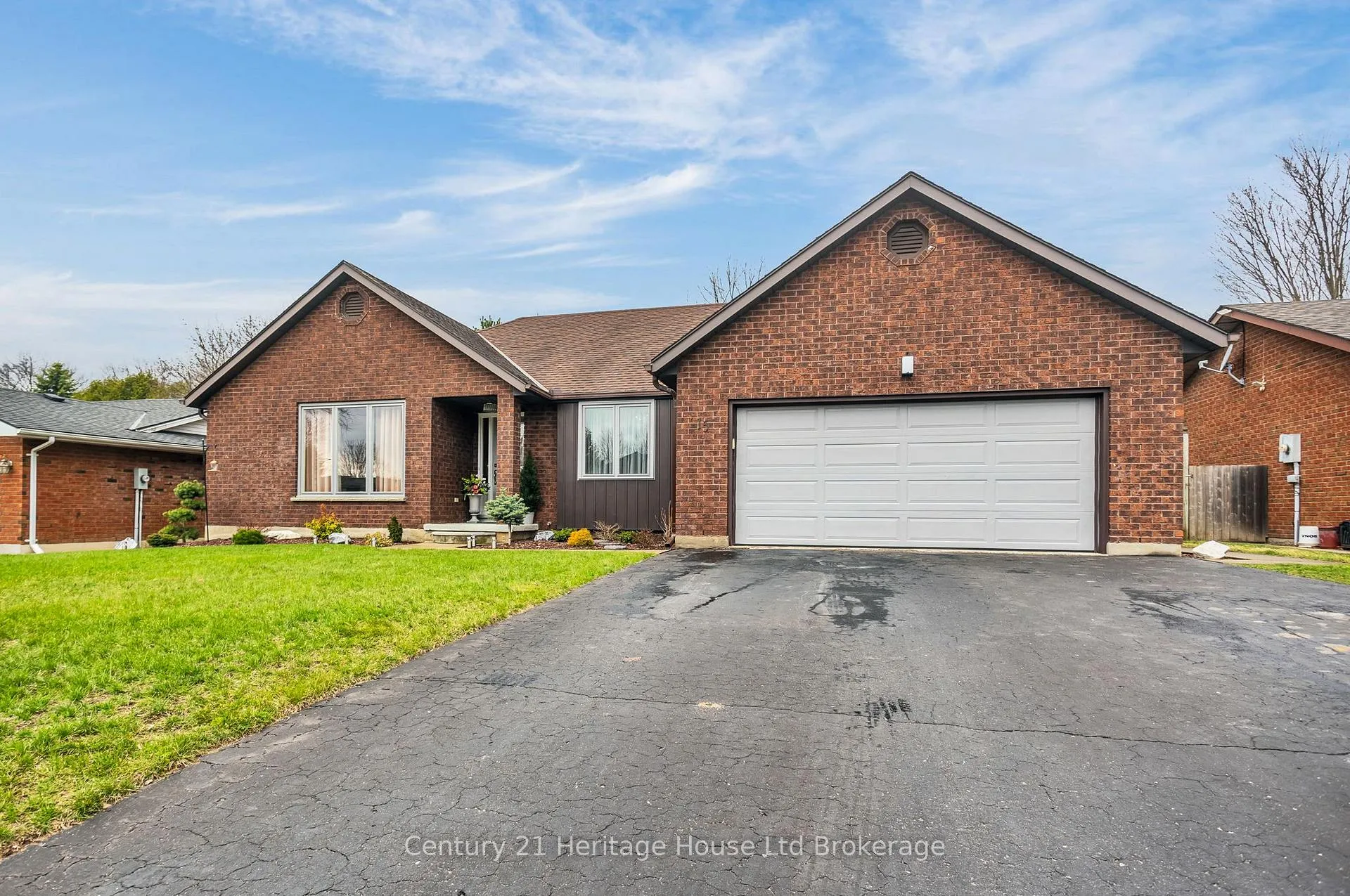Photo 40 of 15 Gibson Drive, Tillsonburg — HOMEH
