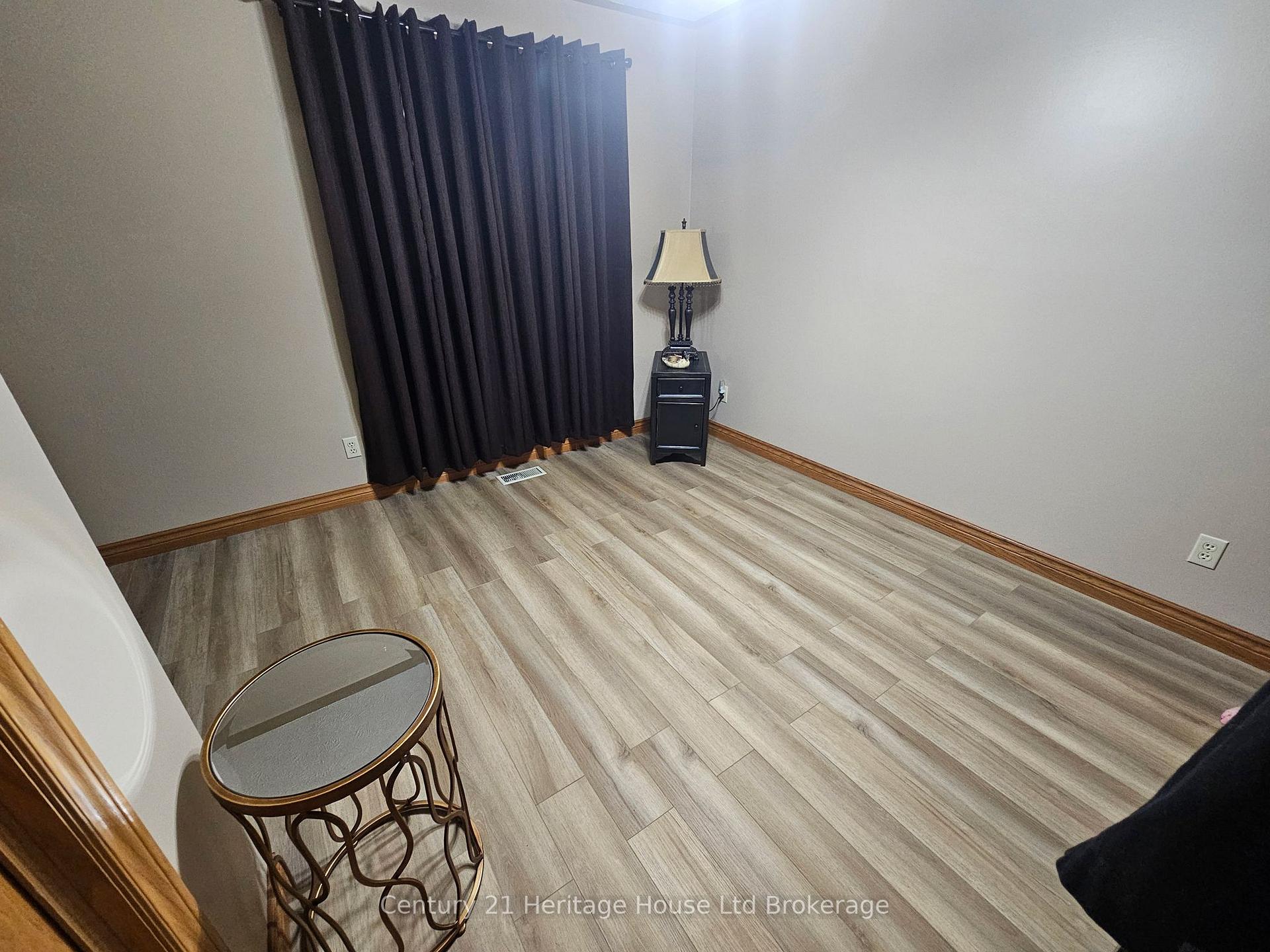 Photo 28 of 15 Gibson Drive, Tillsonburg — HOMEH