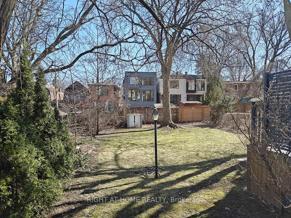 Photo 3 of 235 Soudan Avenue, Toronto, Mount Pleasant West — HOMEH