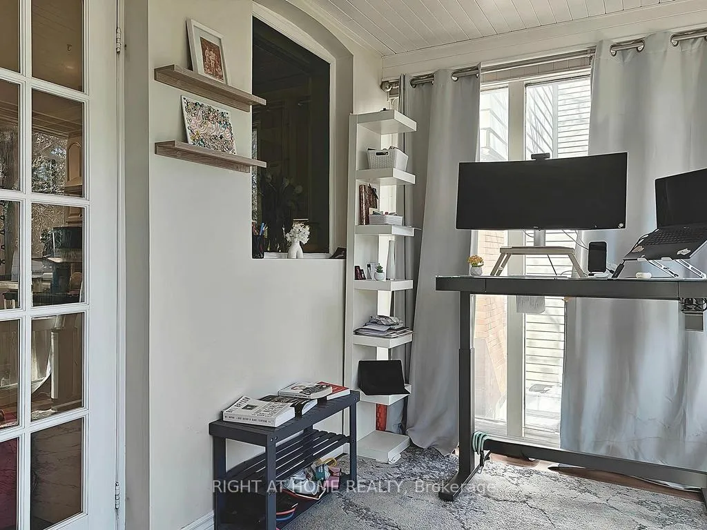 Photo 10 of 235 Soudan Avenue, Toronto, Mount Pleasant West — HOMEH