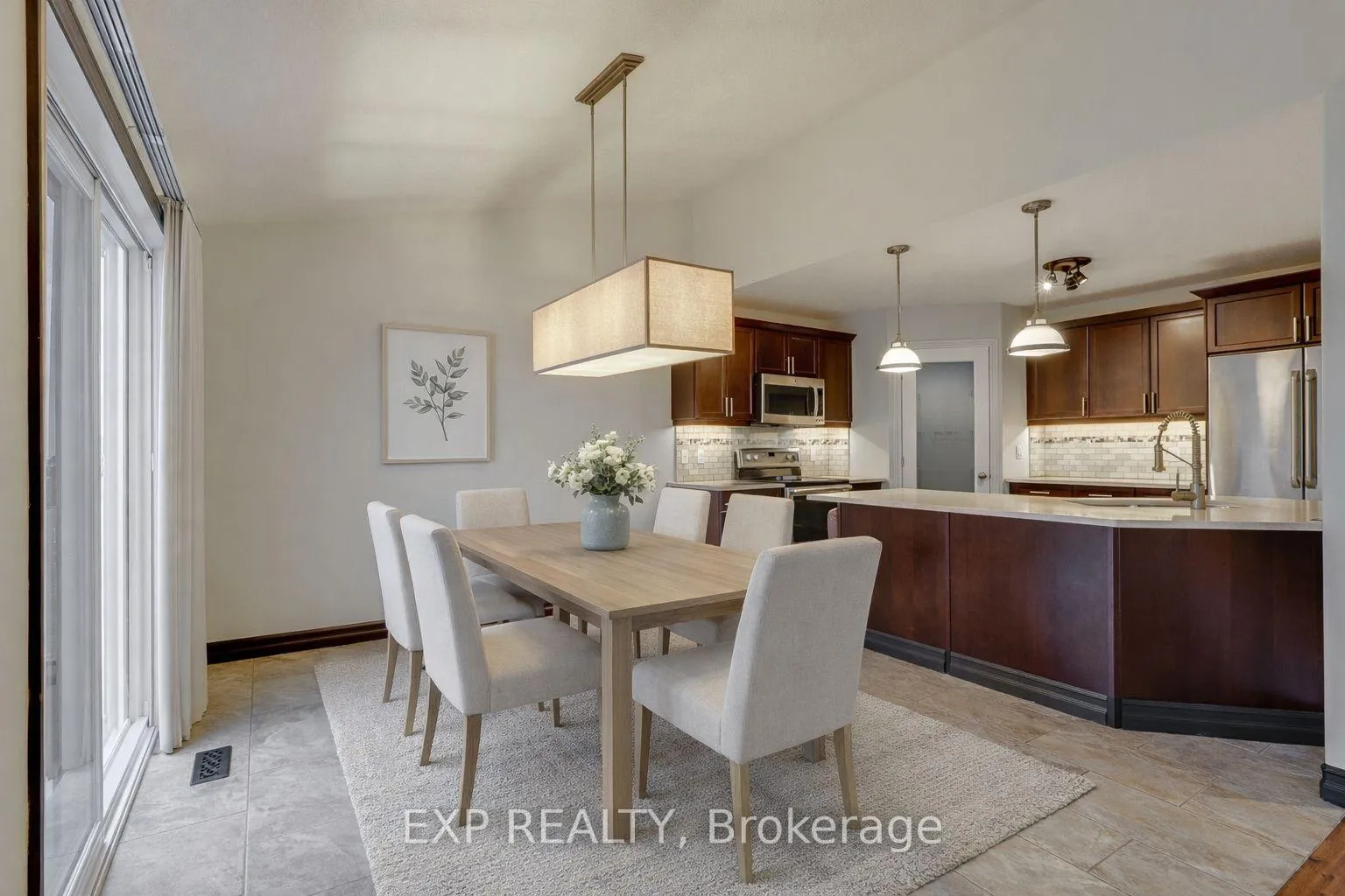 Photo 7 of 2701 Bateman Trail, London, South W — HOMEH