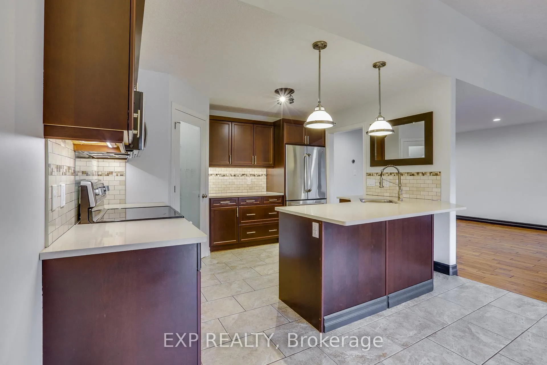 Photo 9 of 2701 Bateman Trail, London, South W — HOMEH
