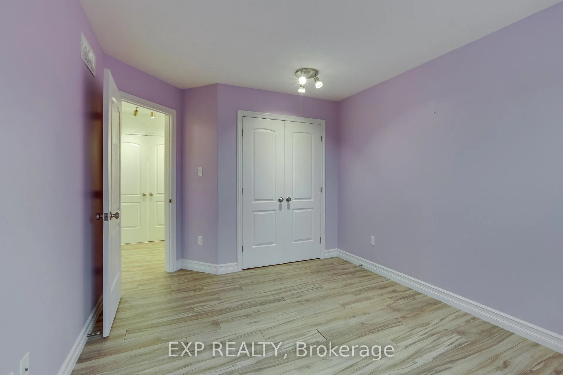 Photo 24 of 2701 Bateman Trail, London, South W — HOMEH