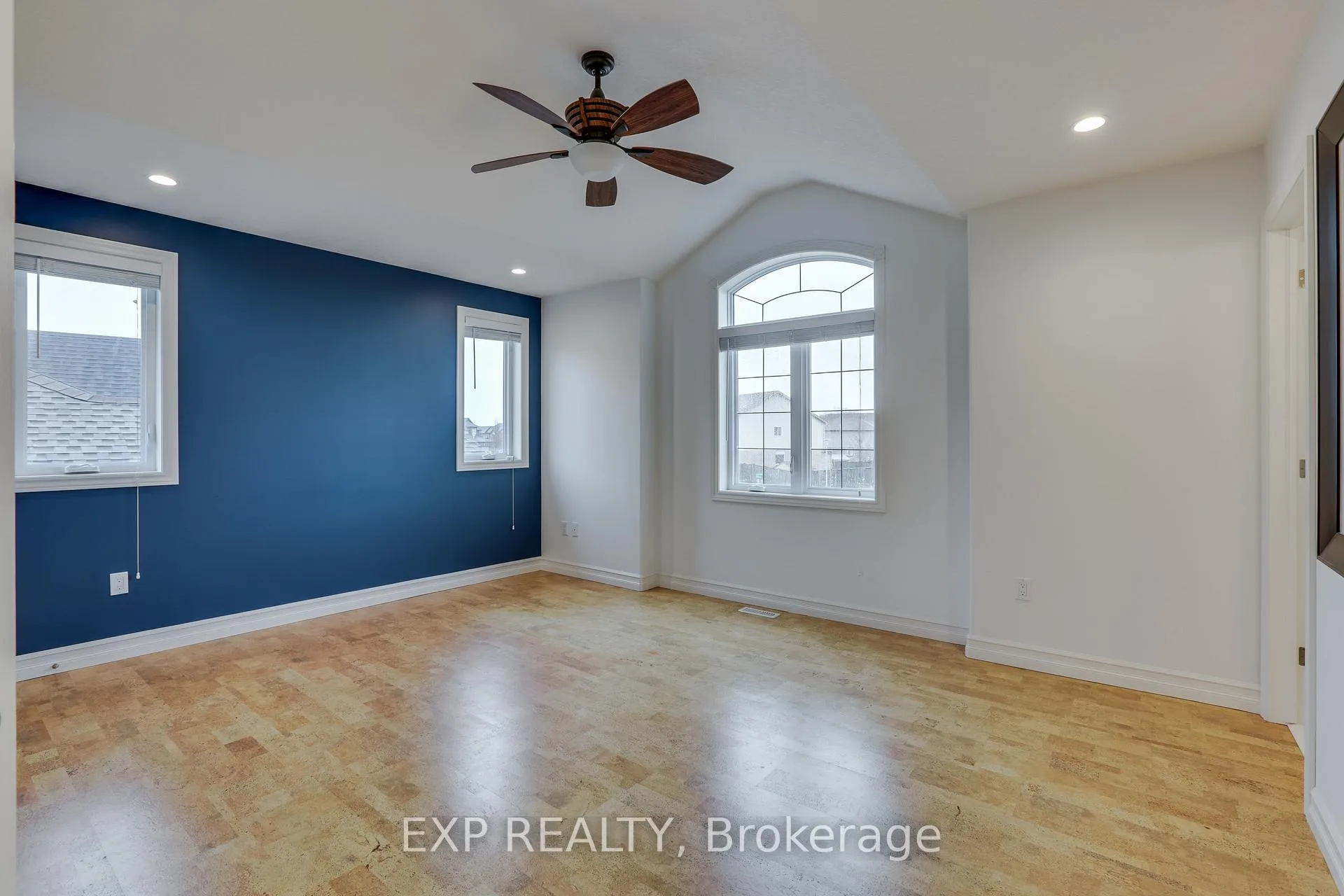 Photo 30 of 2701 Bateman Trail, London, South W — HOMEH